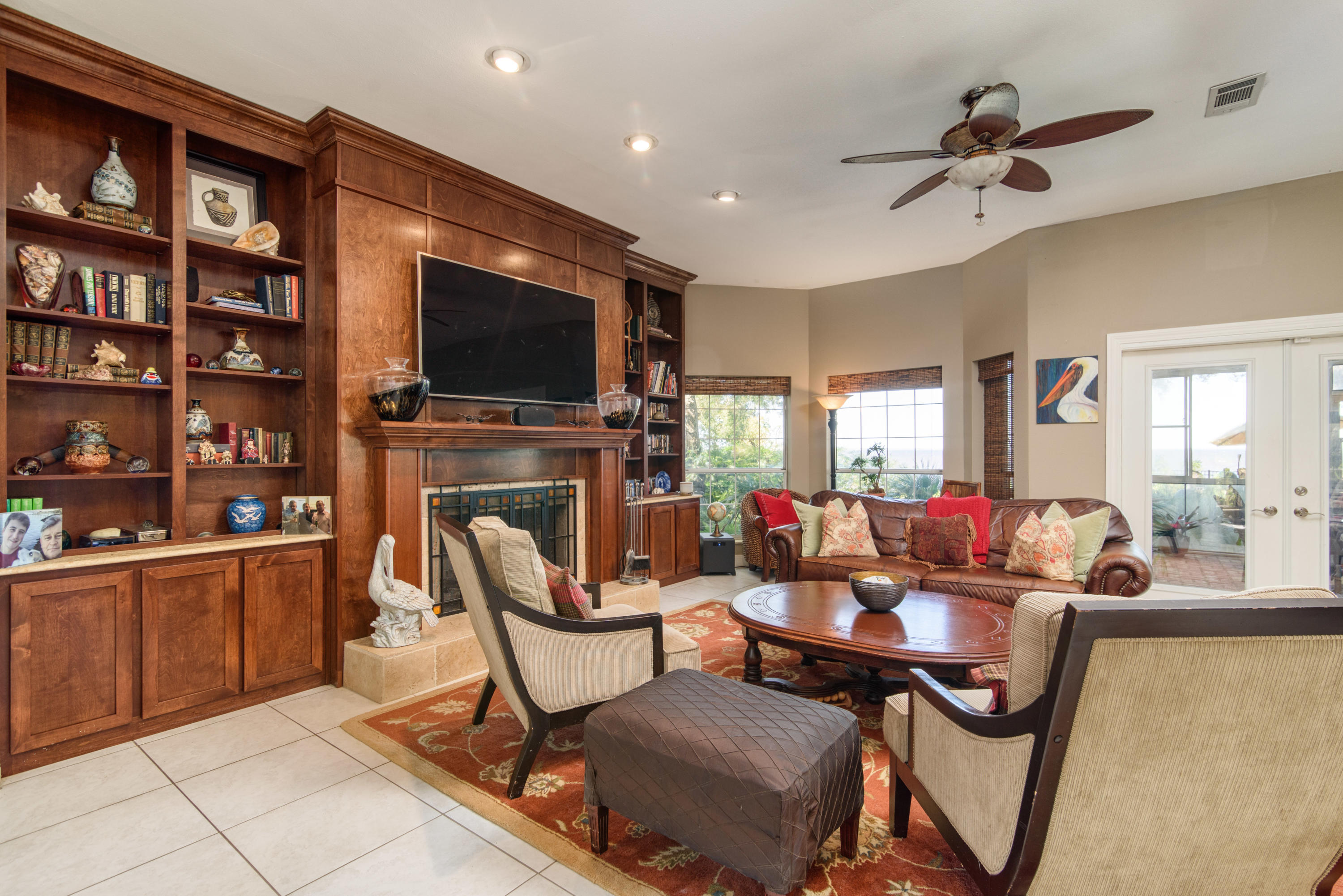 HICKORY SHORES - Residential