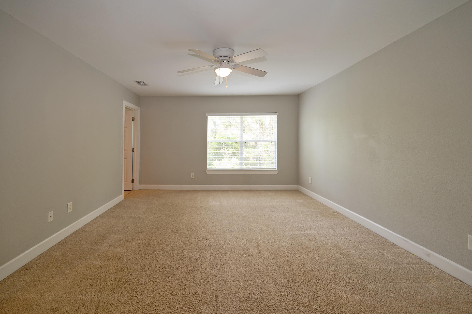 EAGLE BAY - Residential