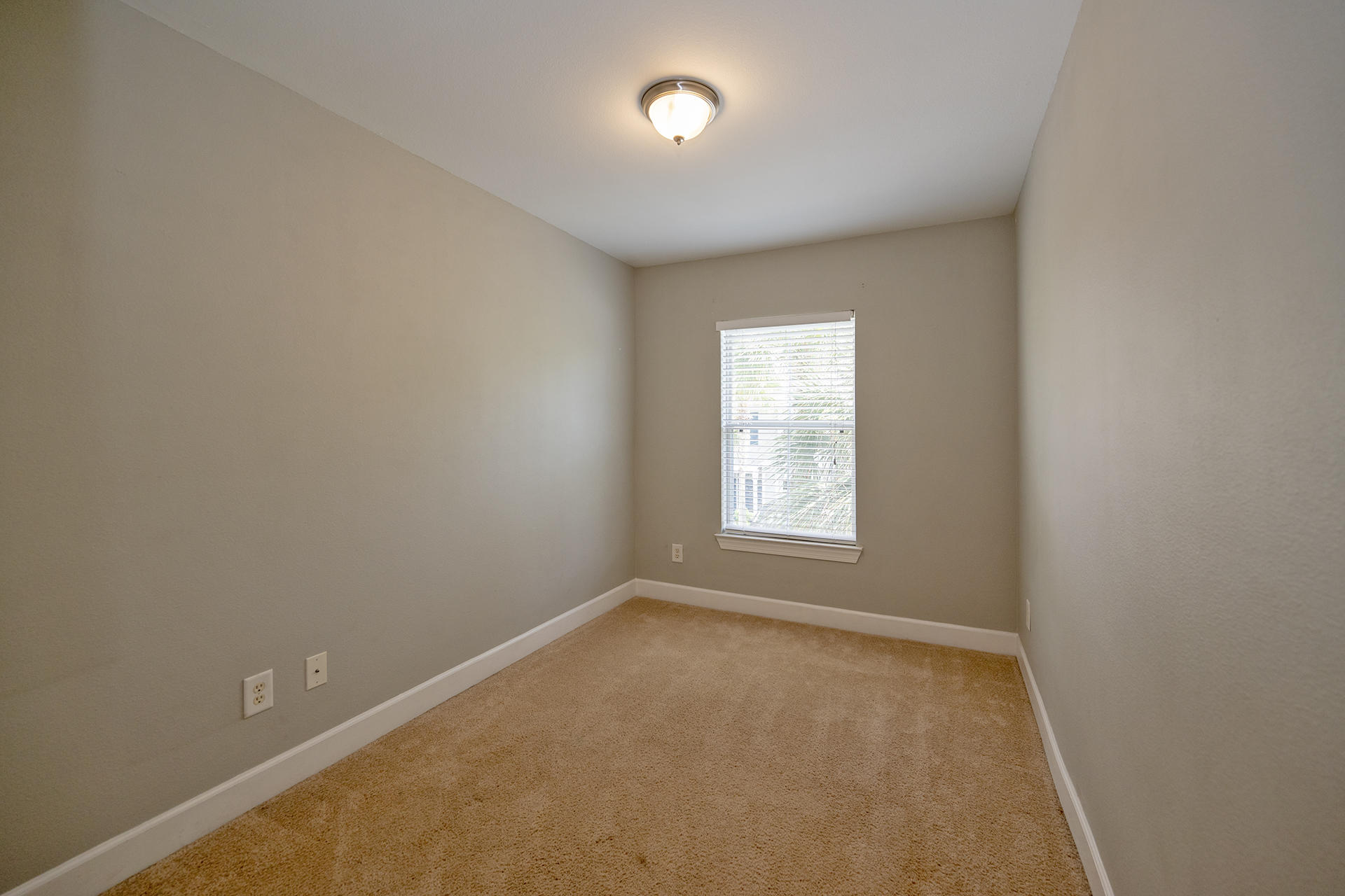 EAGLE BAY - Residential