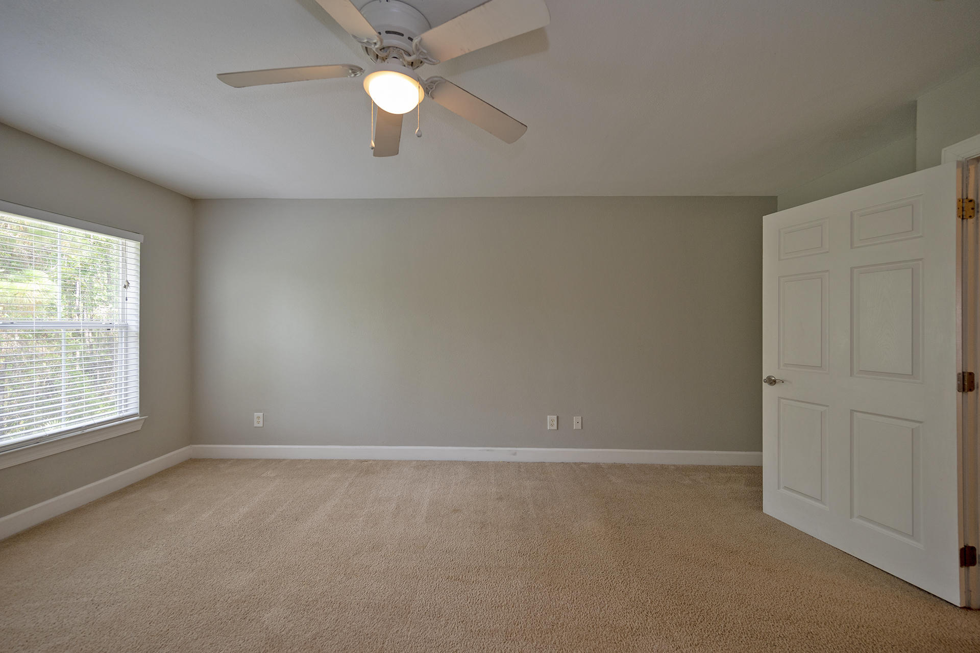 EAGLE BAY - Residential