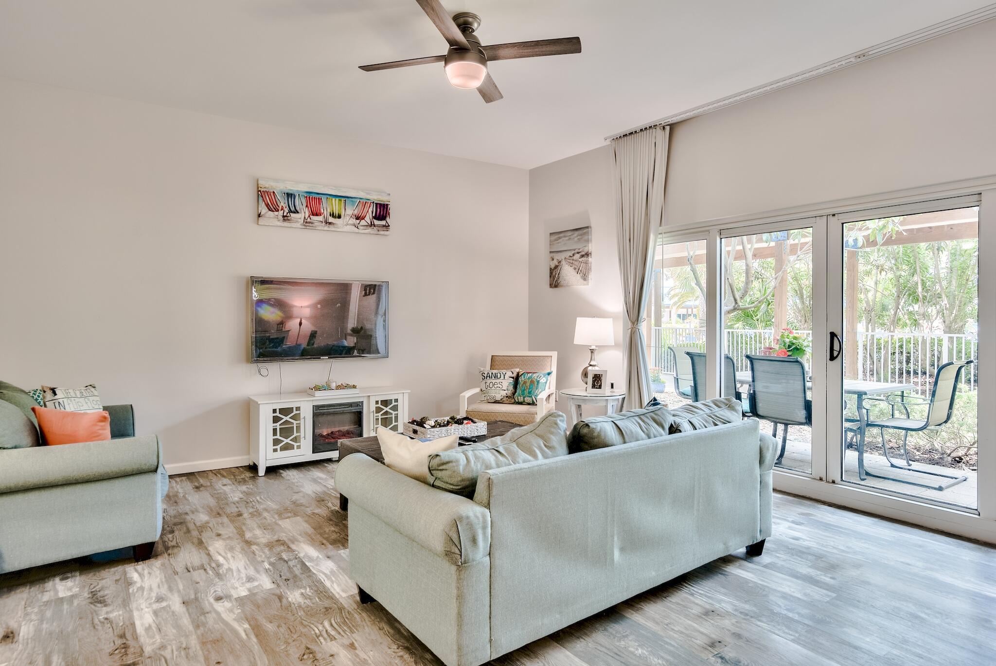 THE PALMS OF DESTIN - Residential