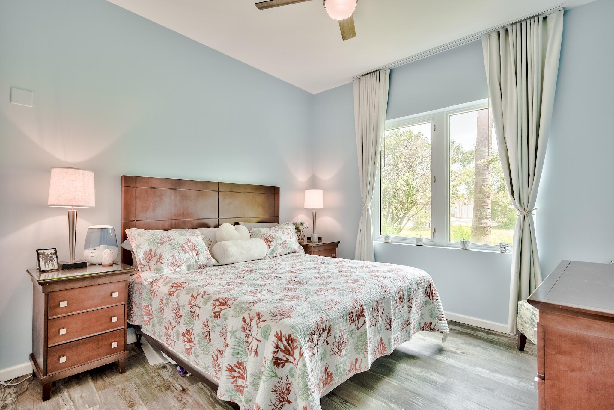 THE PALMS OF DESTIN - Residential