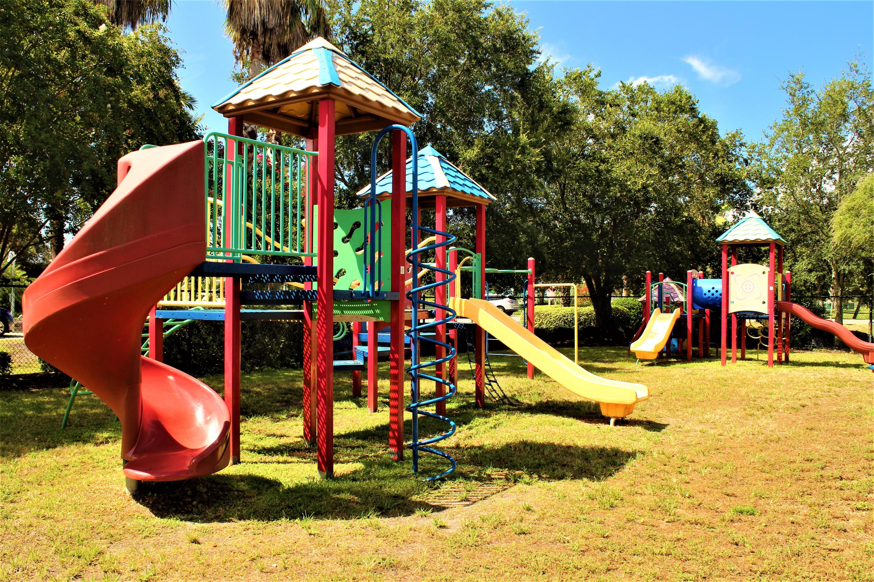 THE PALMS OF DESTIN - Residential