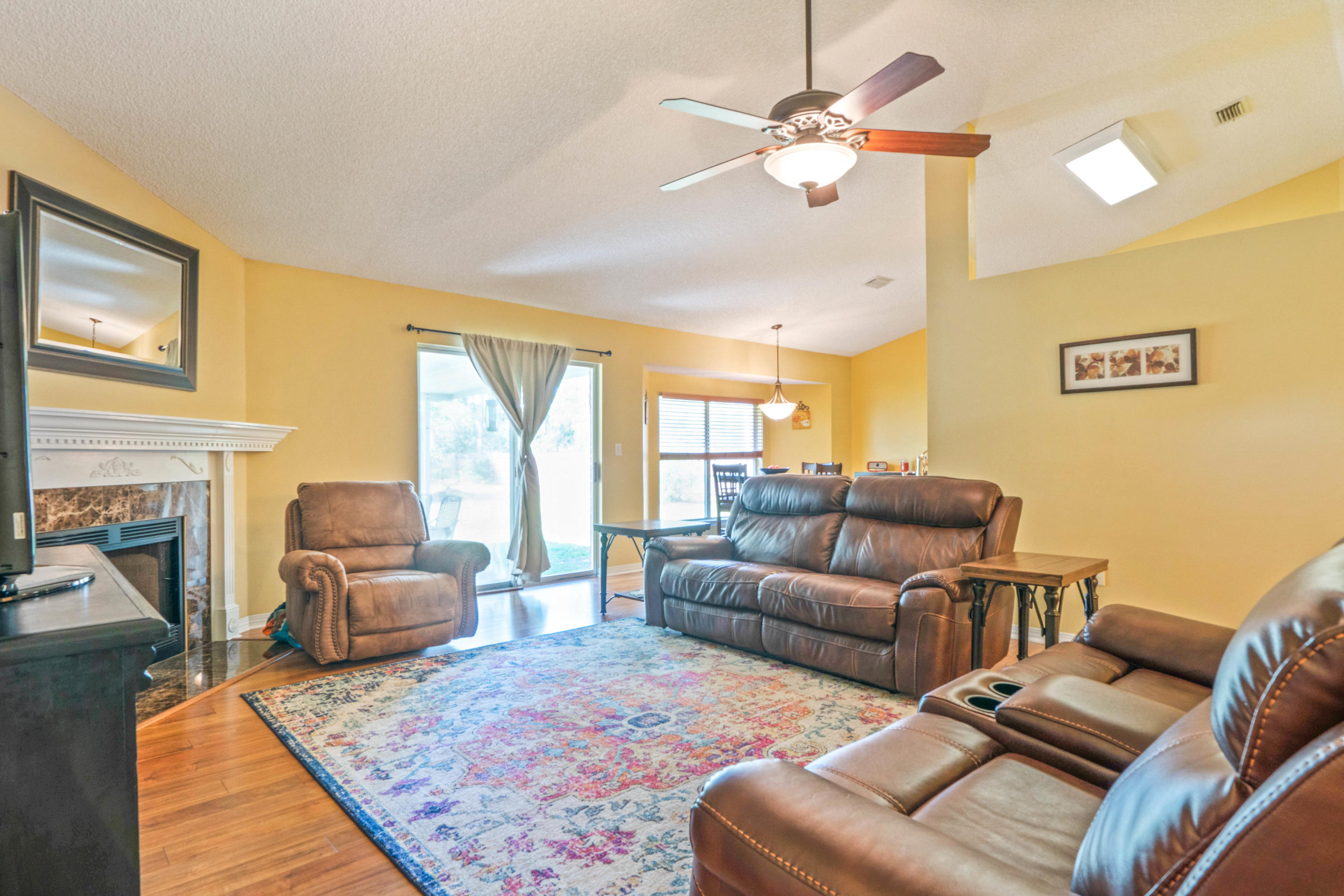 HOLLEY BY THE SEA - Residential