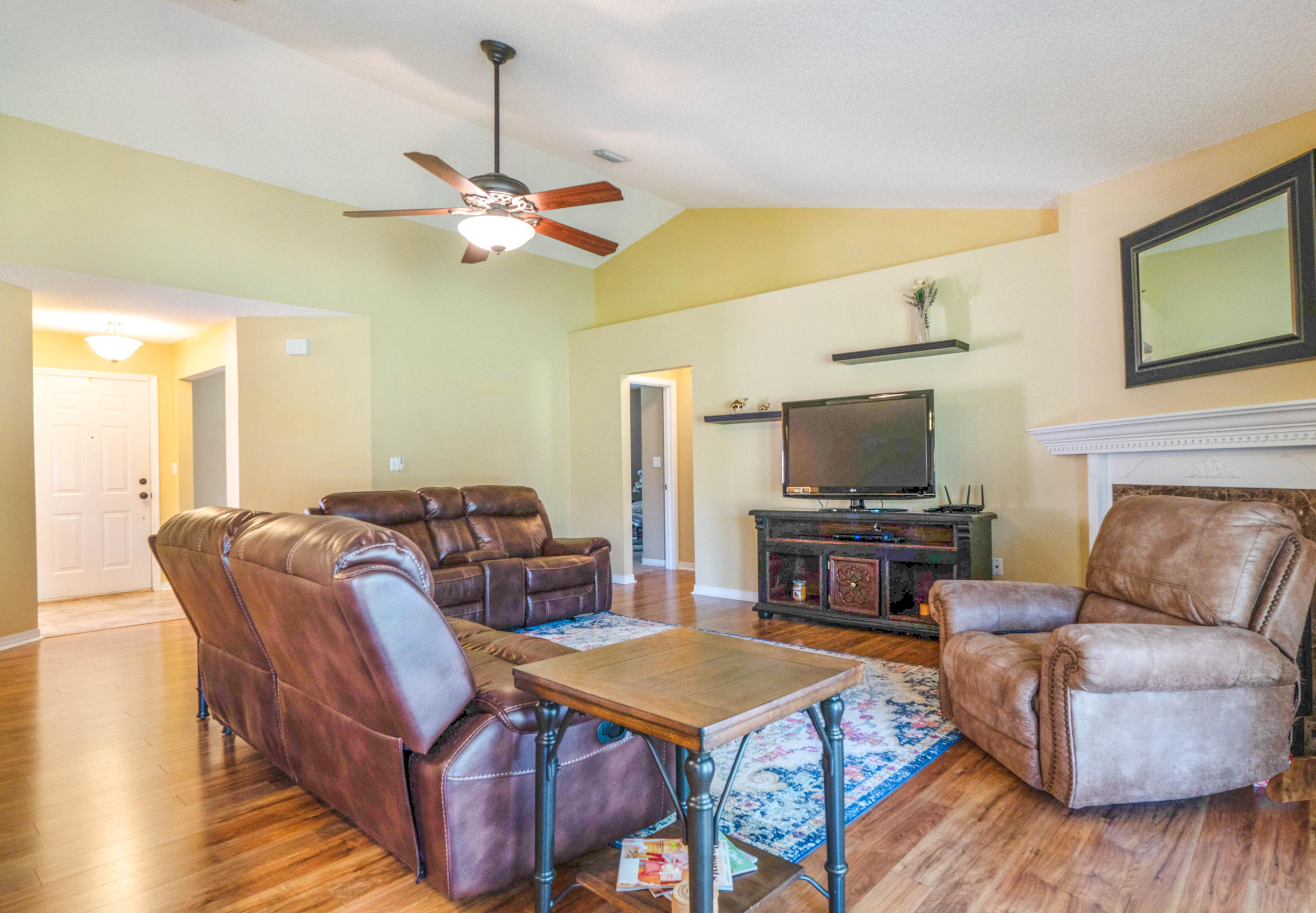 HOLLEY BY THE SEA - Residential