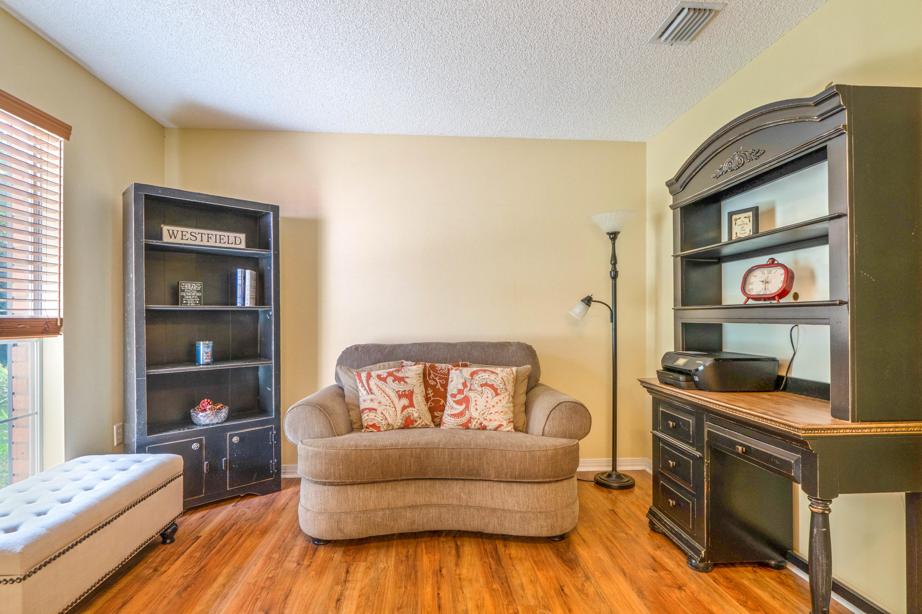 HOLLEY BY THE SEA - Residential