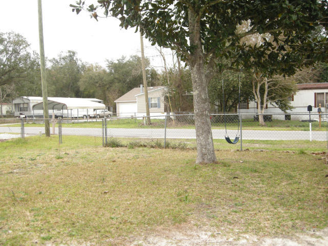 NORTHERN PINES - Land