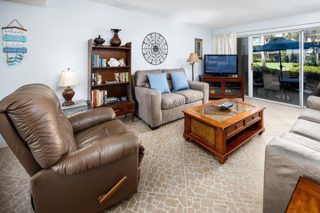 SEASPRAY CONDO - Residential