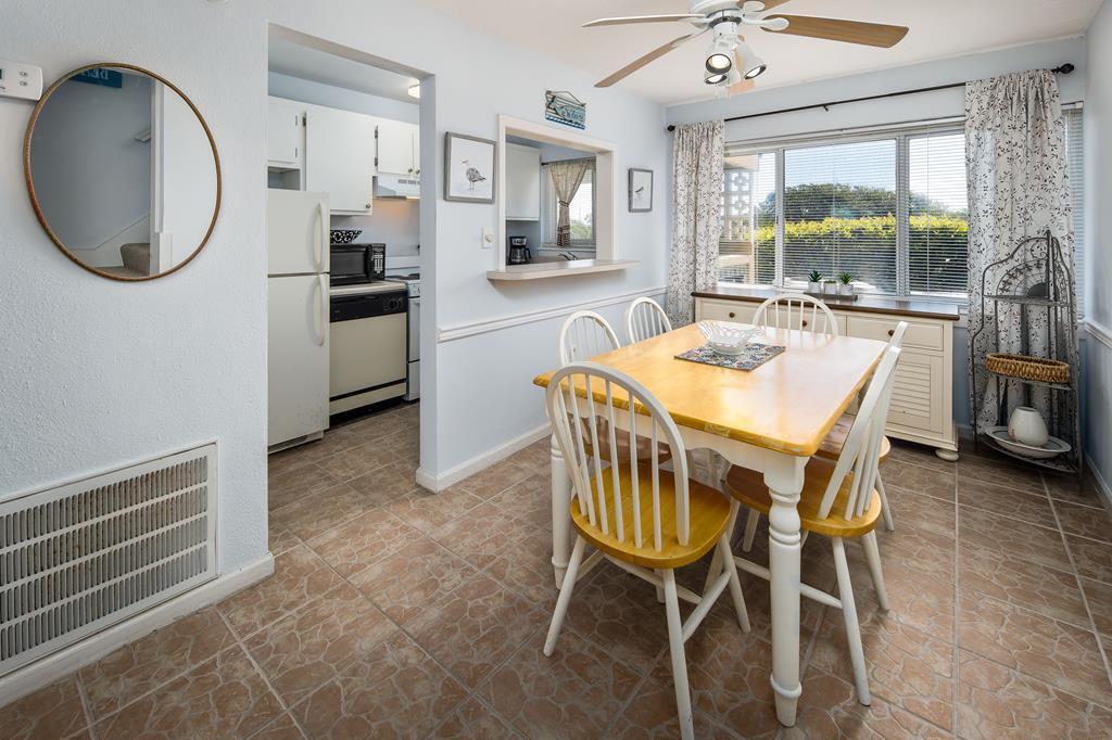 SEASPRAY CONDO - Residential