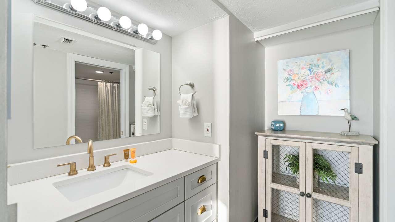 SUNDESTIN INTERNATIONAL CONDO - Residential