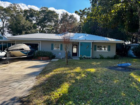 A home in Fort Walton Beach