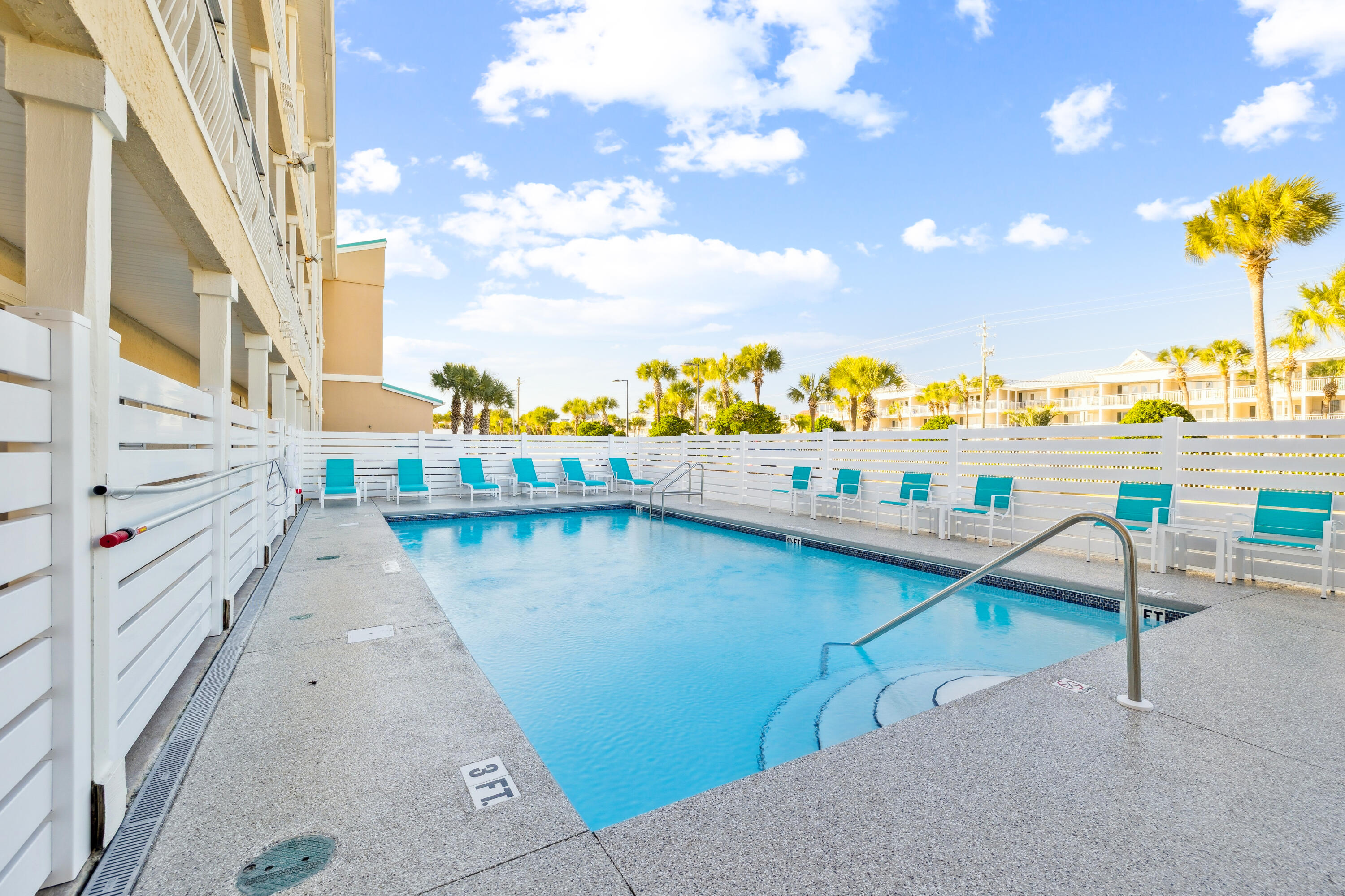 CRYSTAL SANDS CONDO - Residential