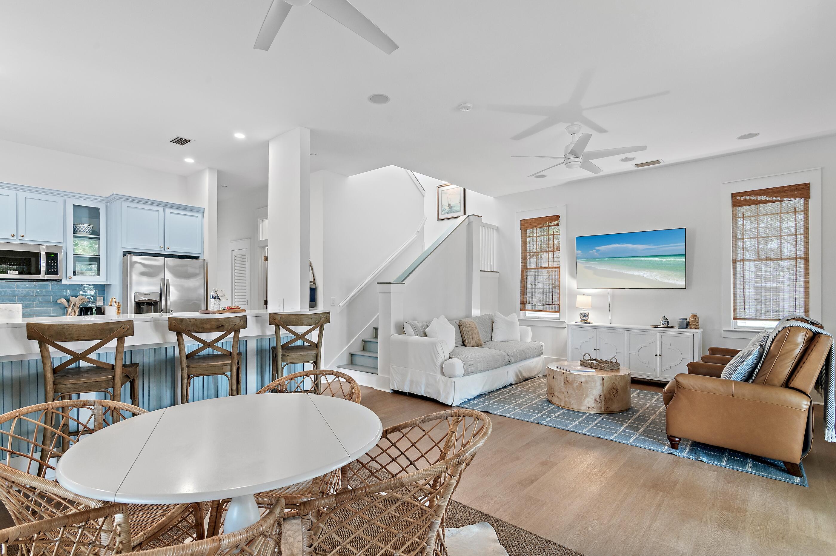 FRANGISTA BEACH 1ST ADDN - Residential