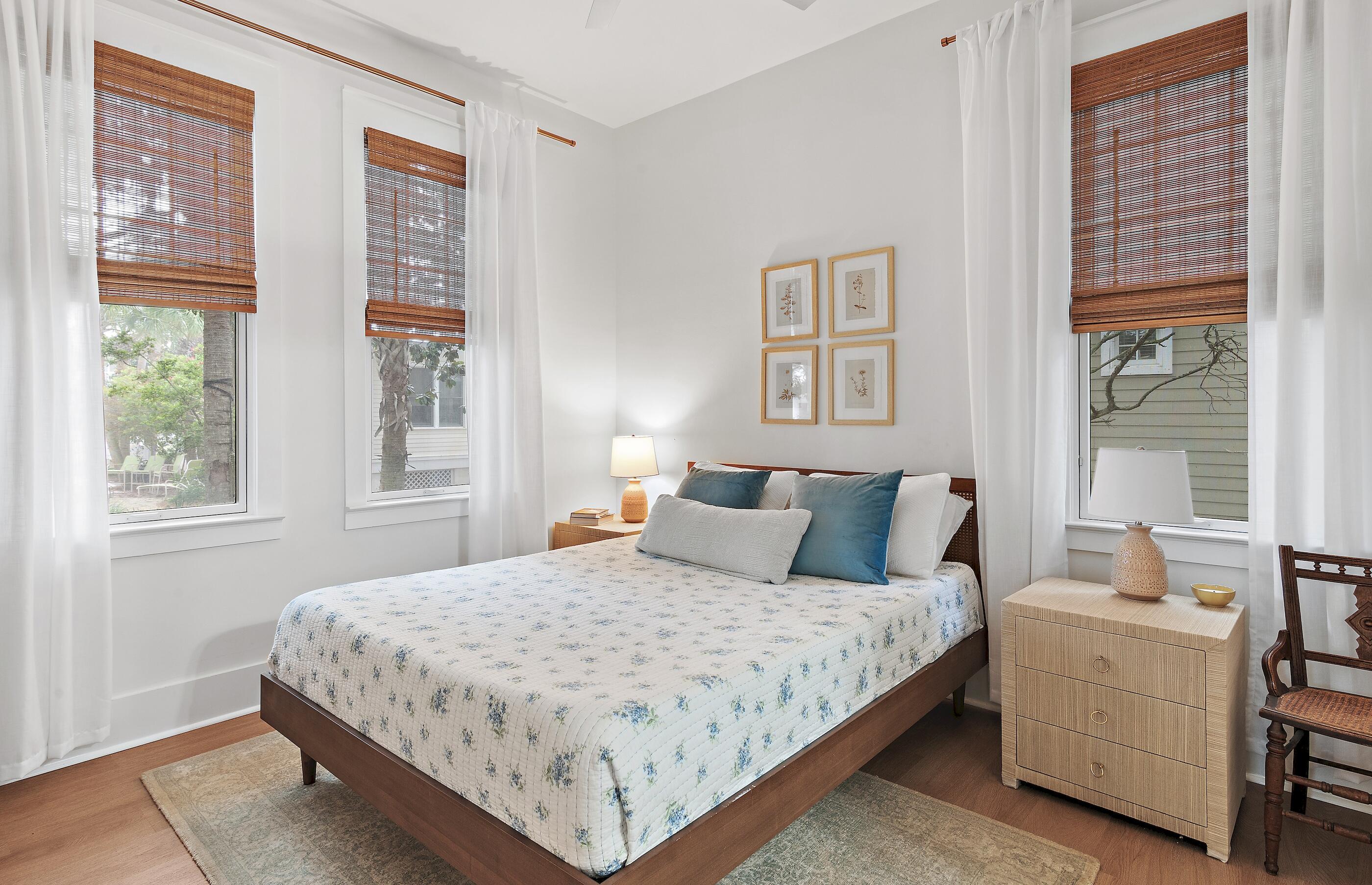 FRANGISTA BEACH 1ST ADDN - Residential