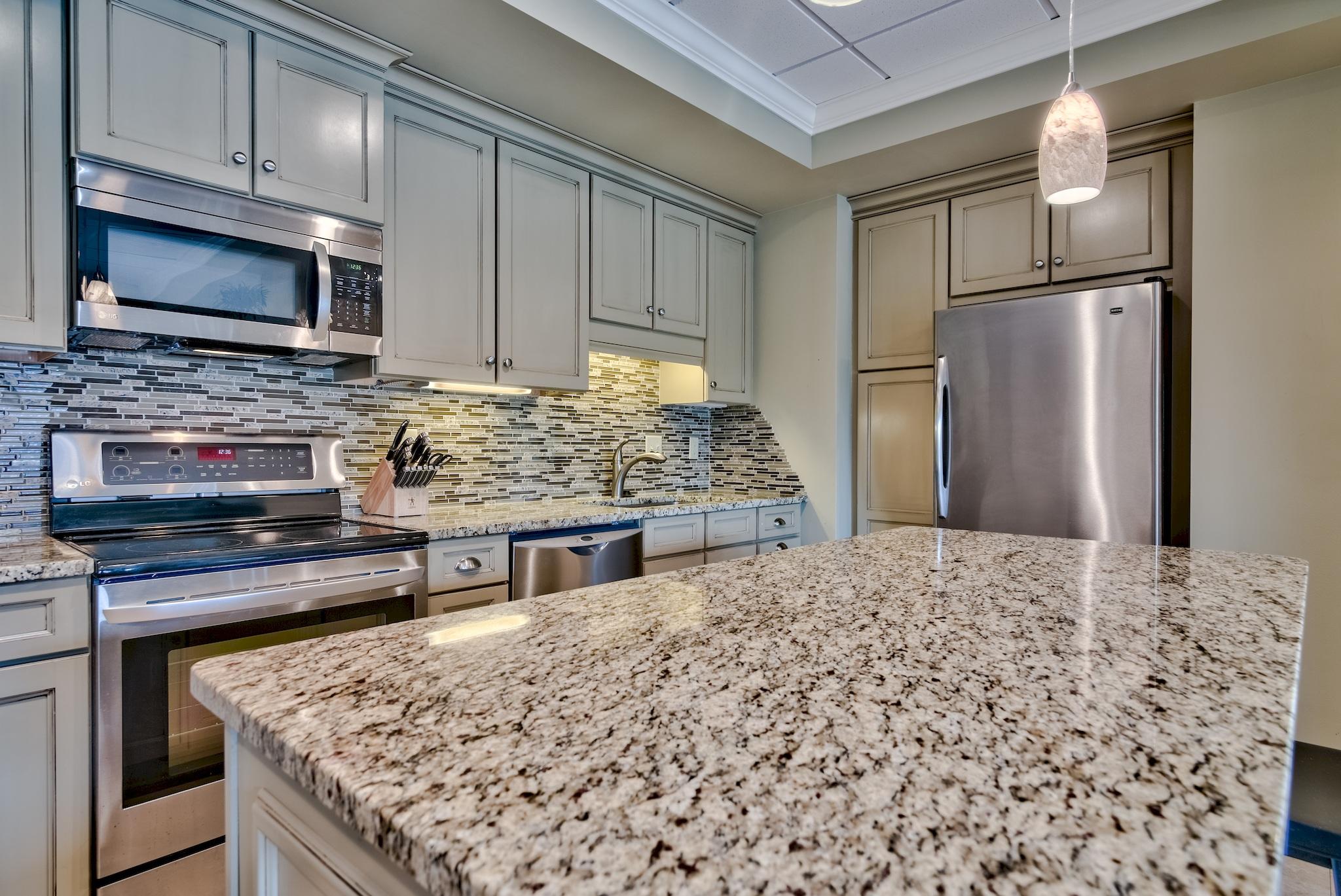 SUN KING TOWERS PH 1 - Residential