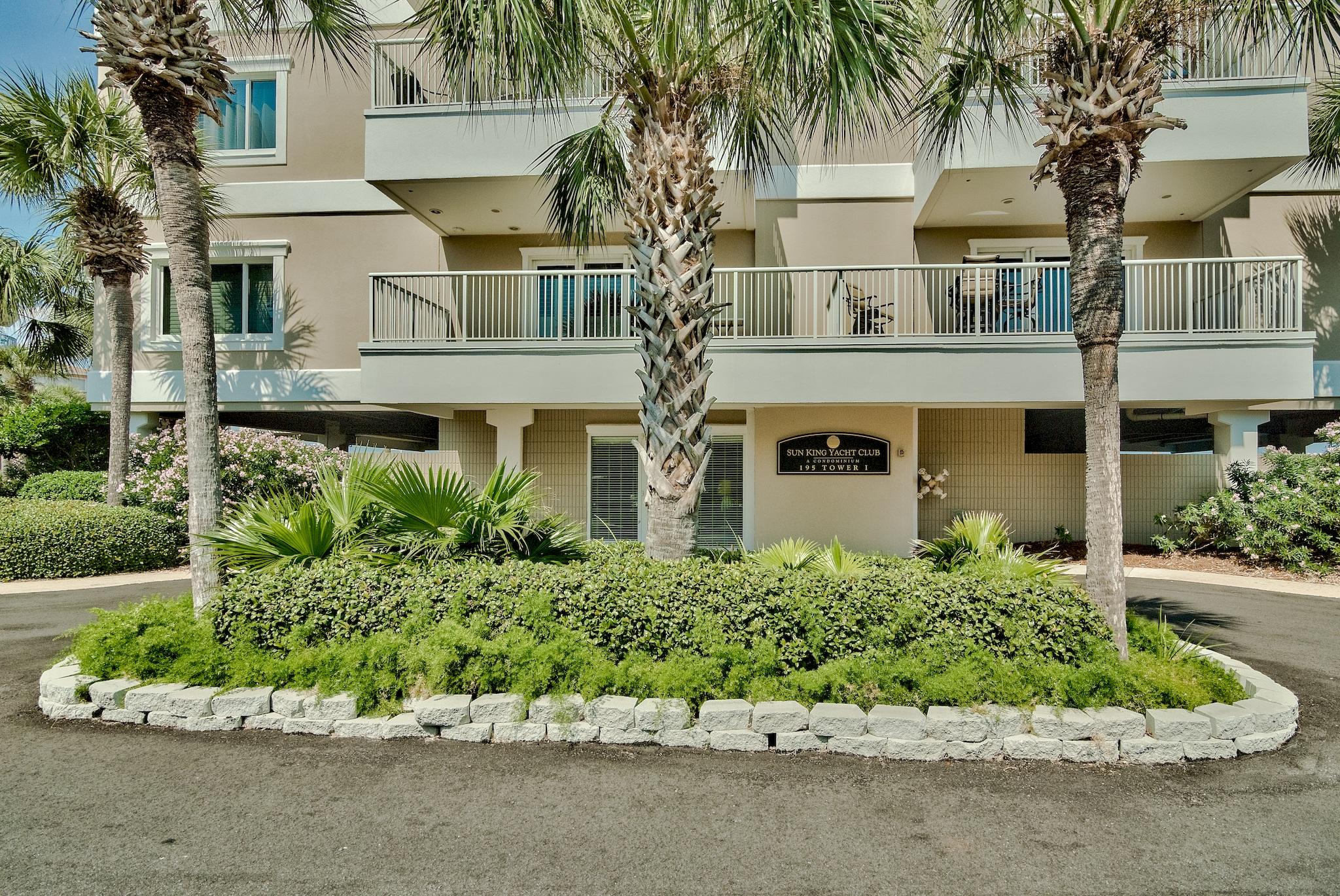 SUN KING TOWERS PH 1 - Residential