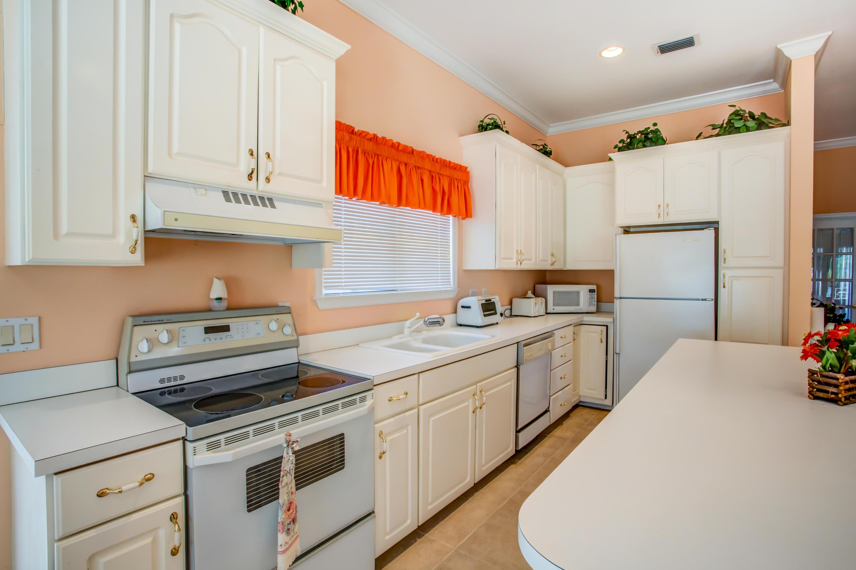 SHORES OF CRYSTAL BEACH - Residential