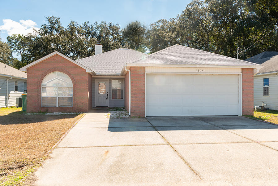 LAUREL OAKS S/D - Residential Lease