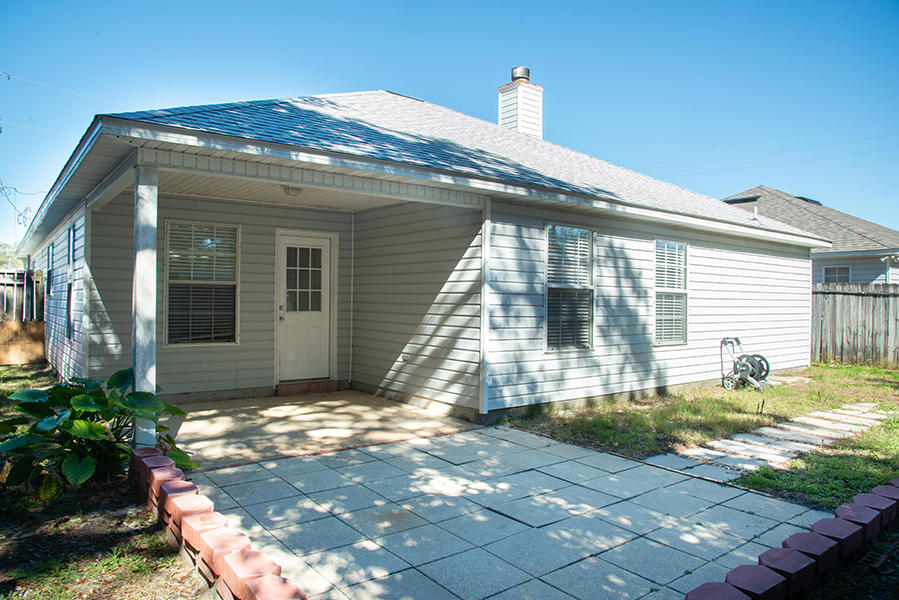 LAUREL OAKS S/D - Residential Lease