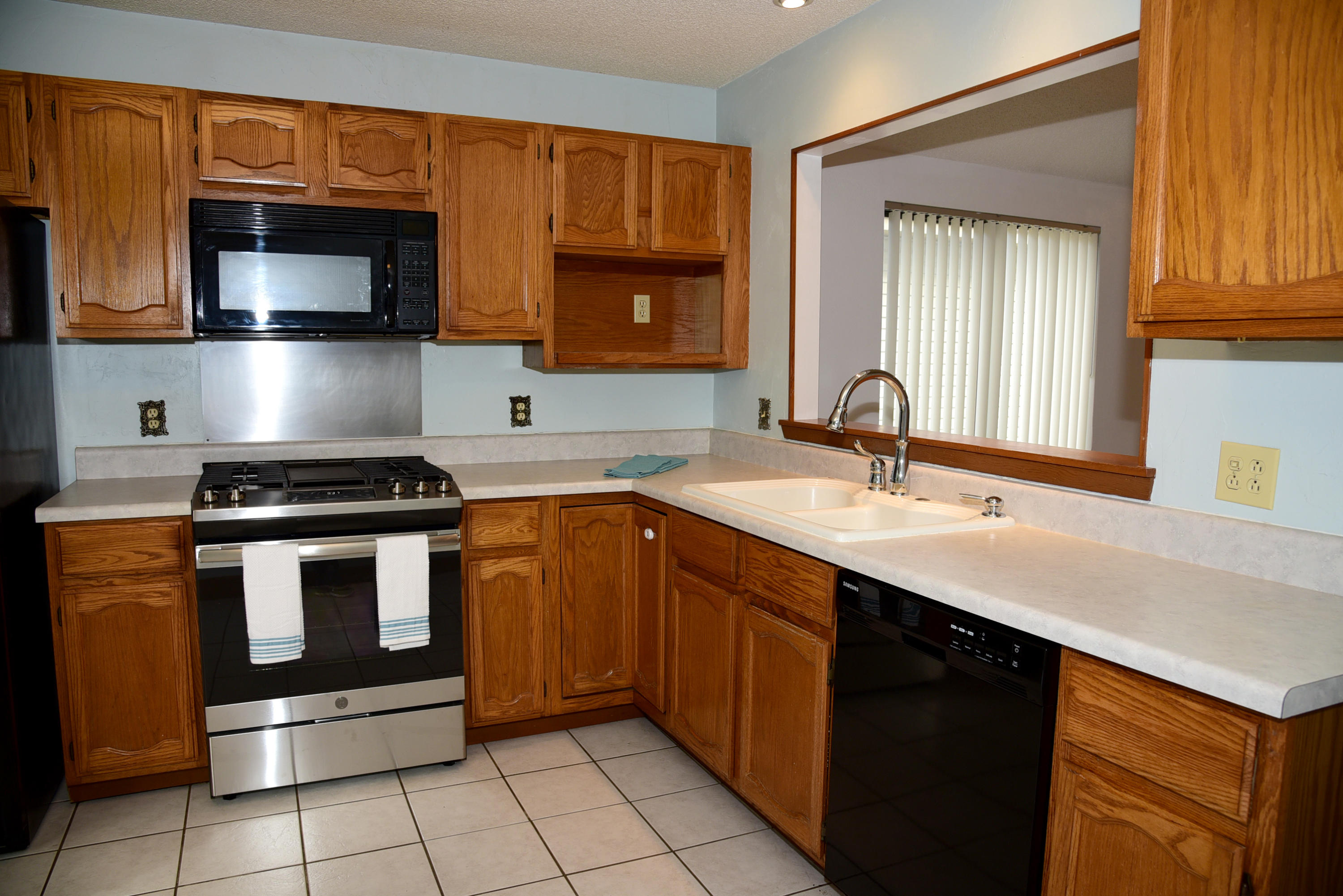 CEDAR RIDGE PH 8 - Residential