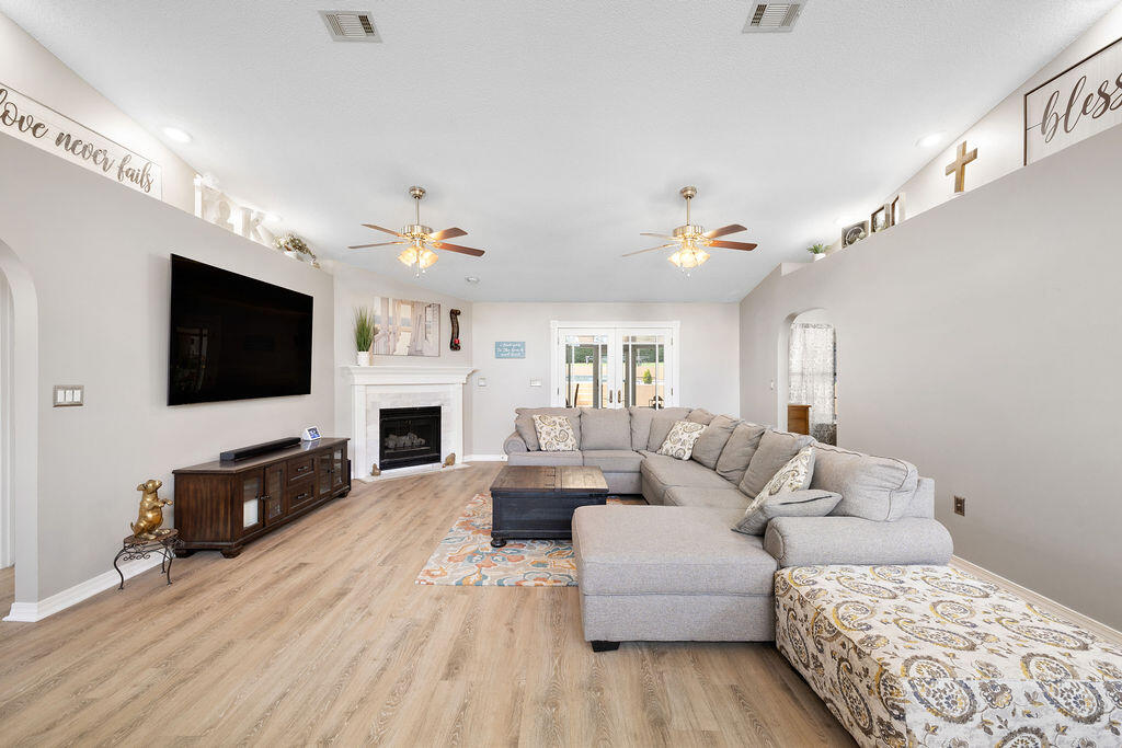 Wedgewood Acres - Residential