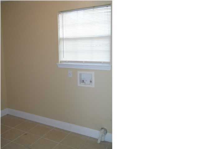 COUNTRYVIEW ESTATES 10TH ADDN - Residential Lease