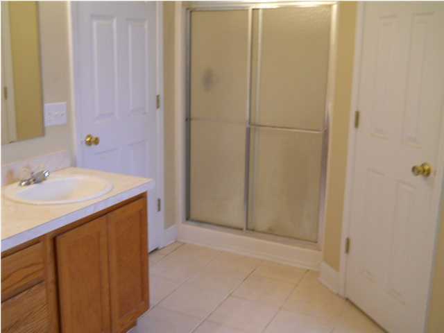 COUNTRYVIEW ESTATES 10TH ADDN - Residential Lease