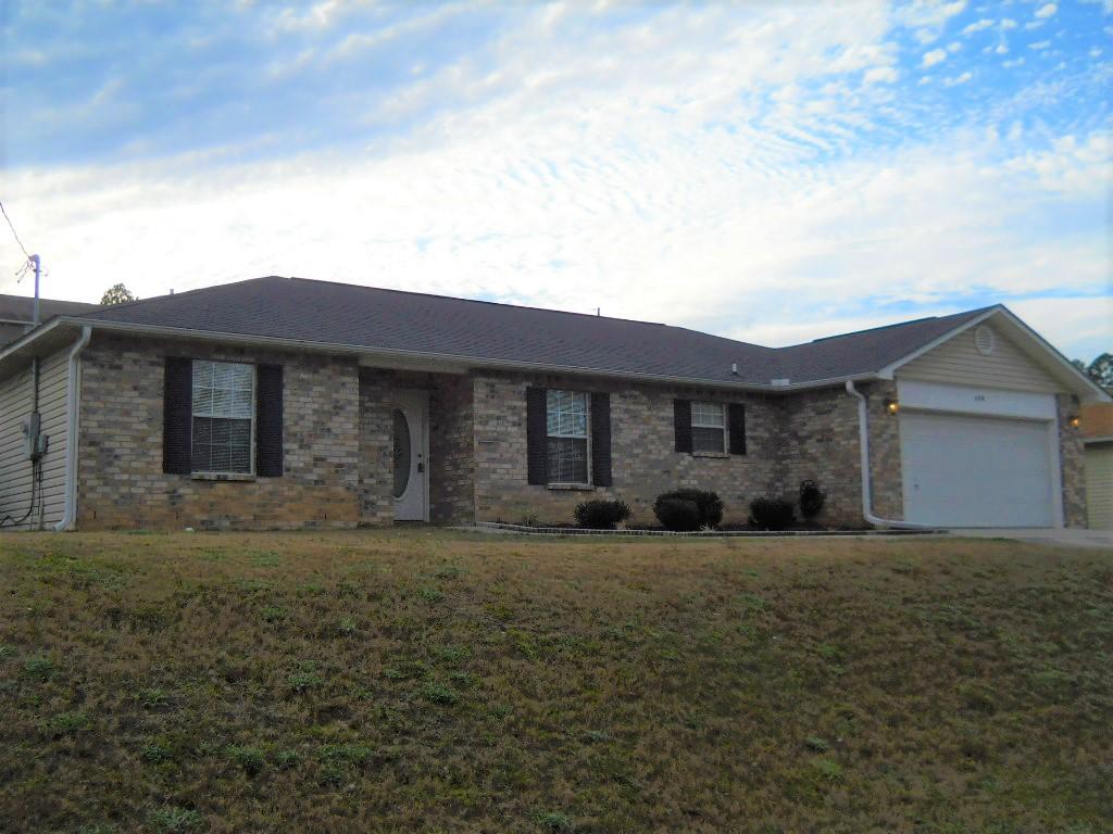 COUNTRYVIEW ESTATES 10TH ADDN - Residential Lease