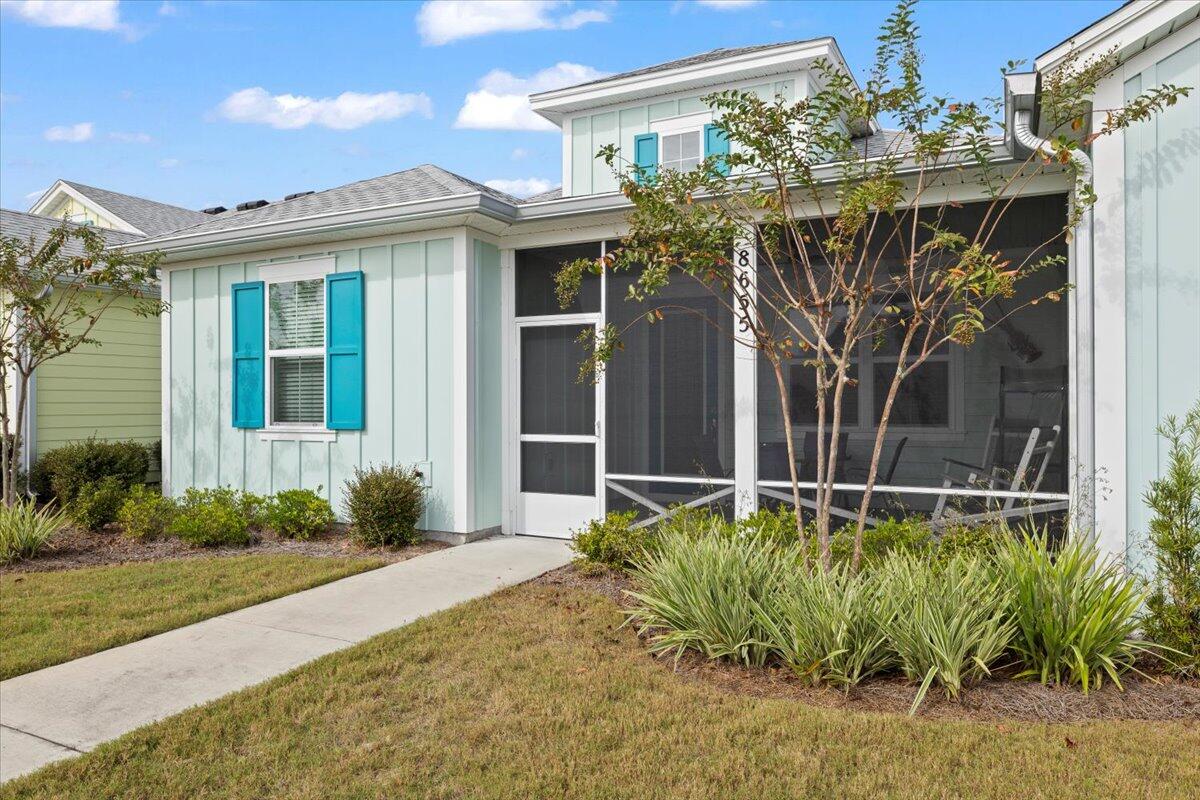 Experience the ultimate beach lifestyle in this beautiful 2 bed, 2 bath home in Panama City Beach's Margaritaville gated community. Built for comfort and security, this home boasts impact windows/doors and a private screened-in front porch perfect for unwinding. Enjoy all the Margaritaville amenities, including a resort-style Paradise pool, Bar & Chill restaurant overlooking the Intracoastal Waterway, state-of-the-art fitness center, tennis and pickleball courts, game lawn, live music, kayak launch, and scenic trails. Your perfect tropical retreat awaits!