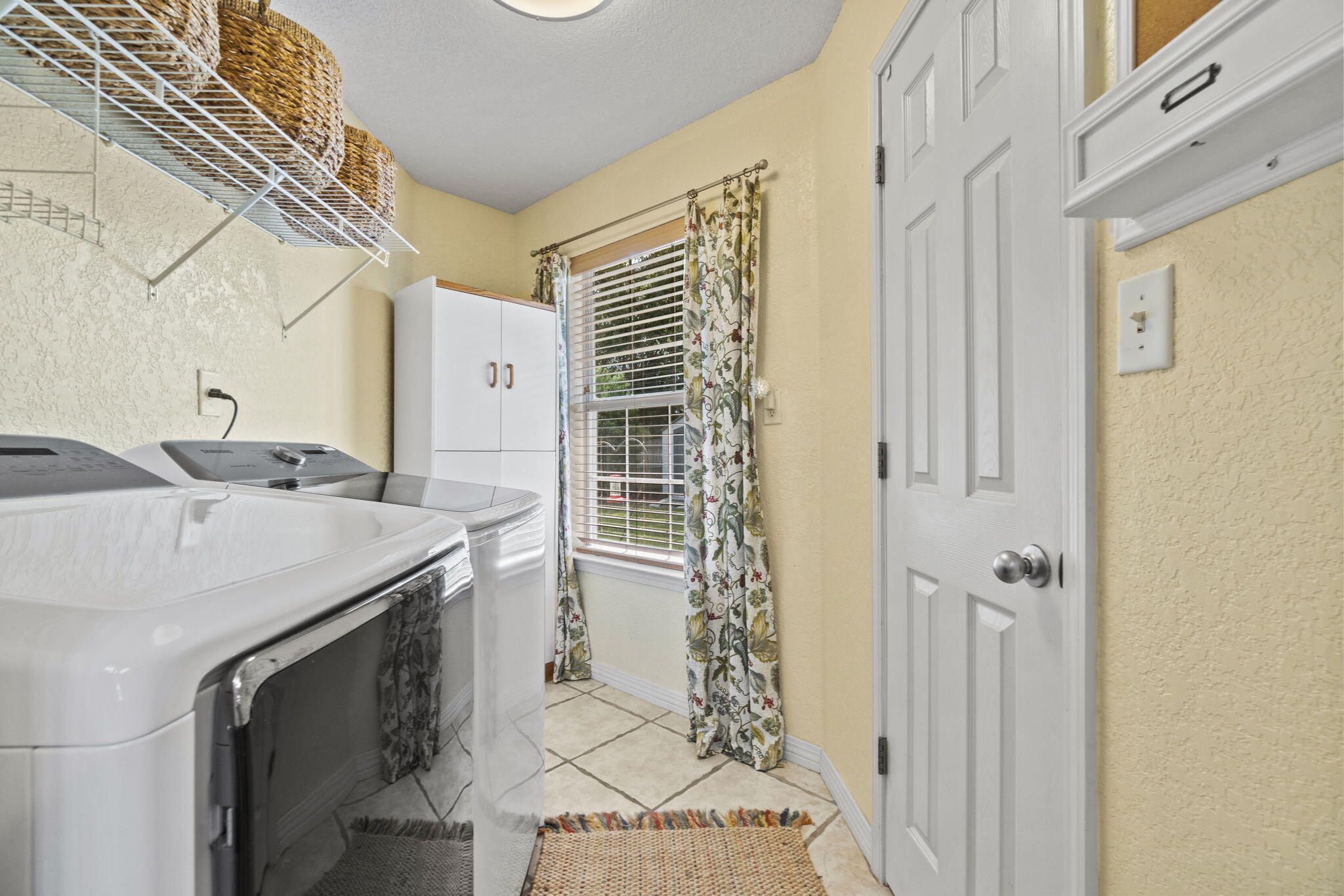 Tree Top Terrace - Residential