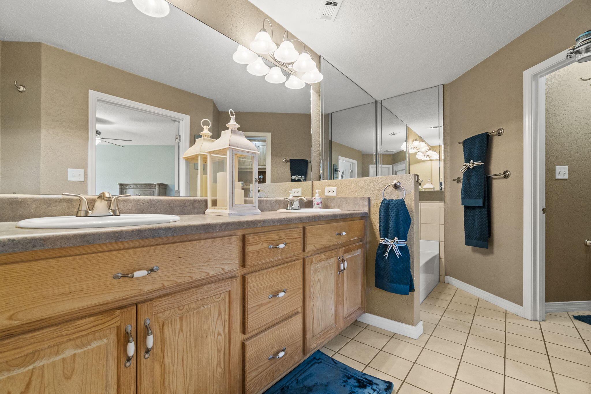 Tree Top Terrace - Residential