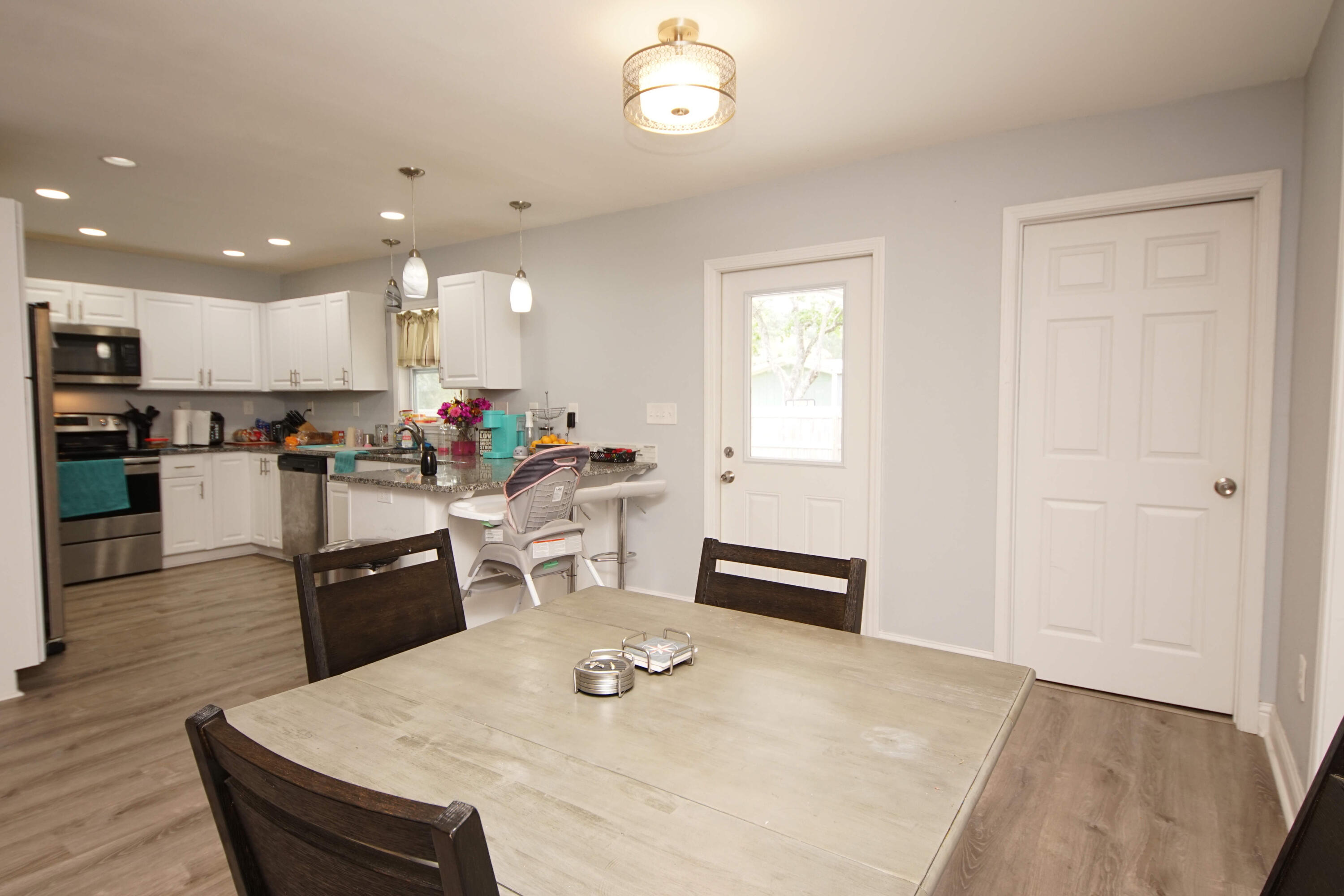 PORT DIXIE - Residential Lease