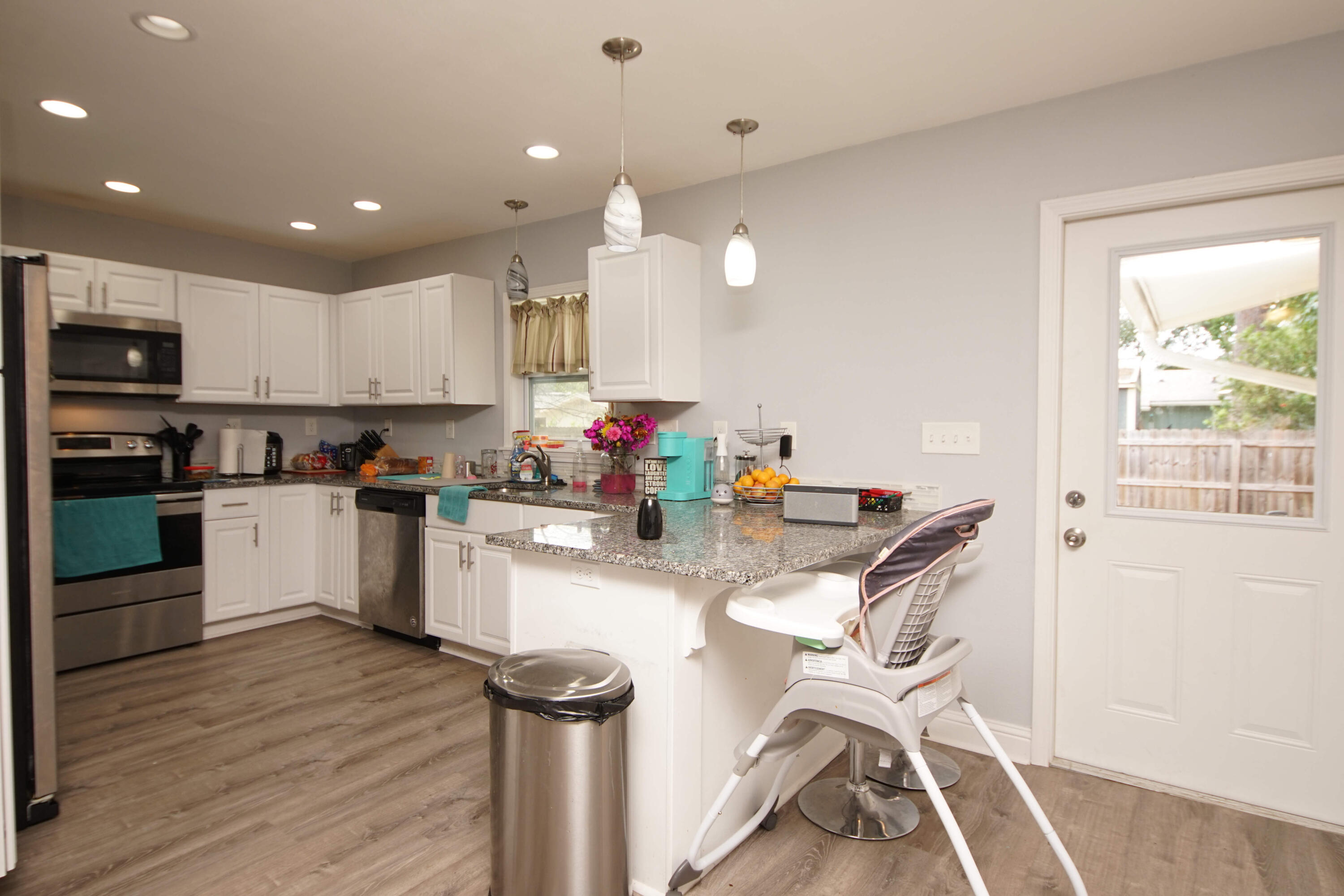 PORT DIXIE - Residential Lease