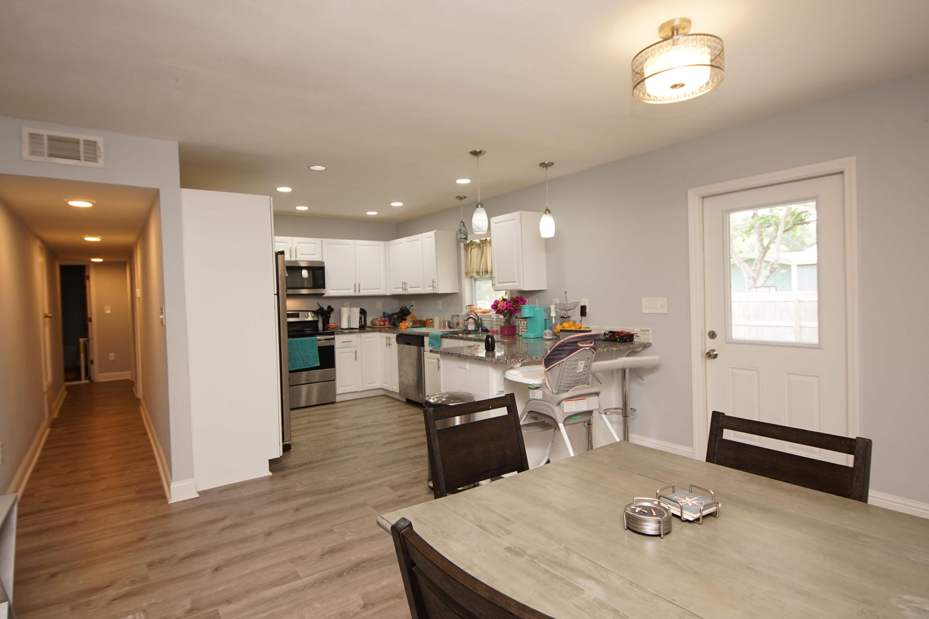 PORT DIXIE - Residential Lease