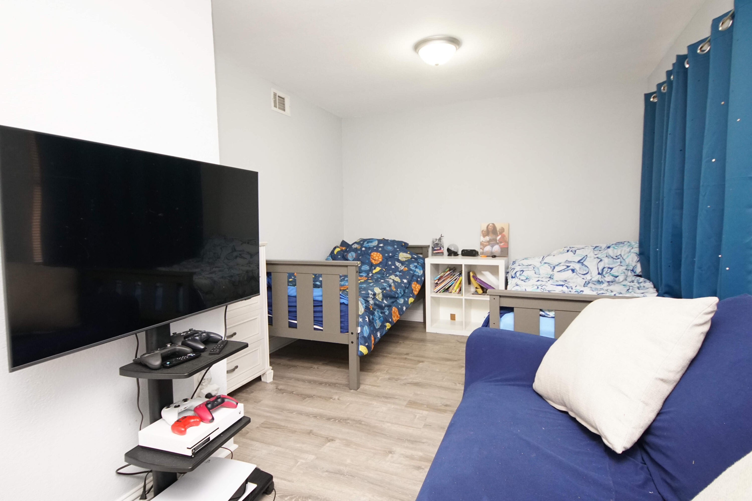 PORT DIXIE - Residential Lease