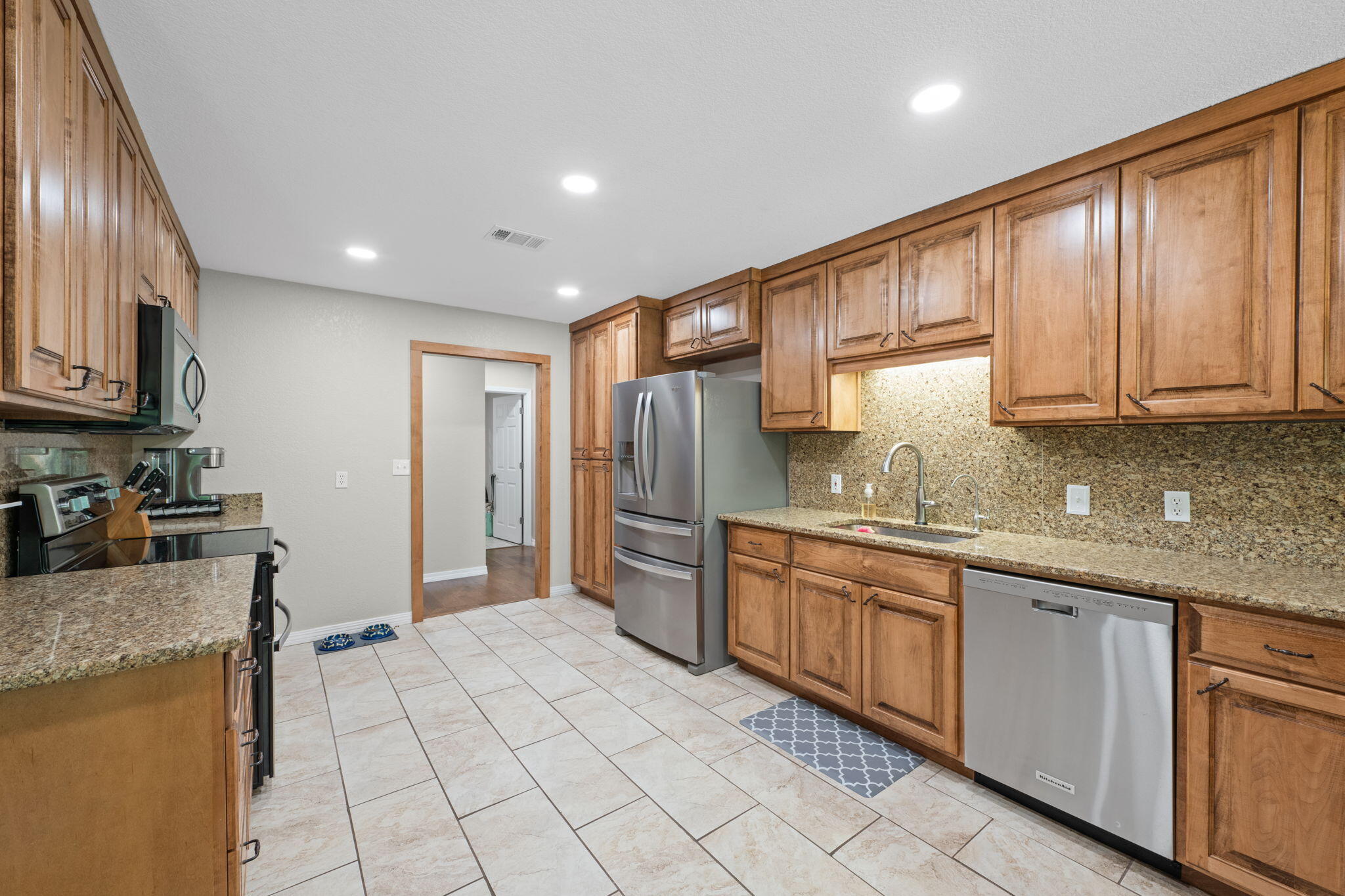 HIDDEN CREEK AT HOLLEY BY THE SEA - Residential