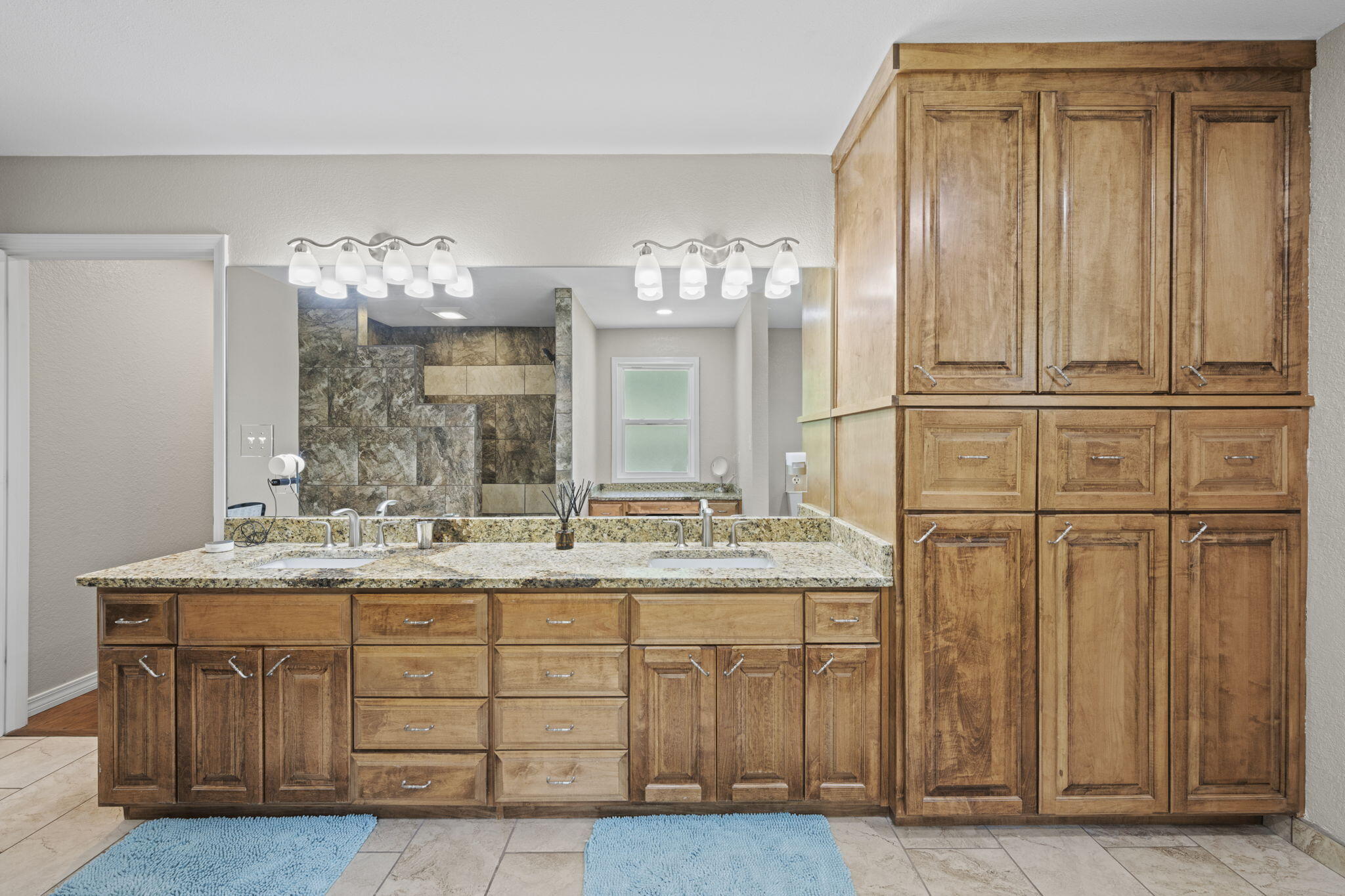 HIDDEN CREEK AT HOLLEY BY THE SEA - Residential