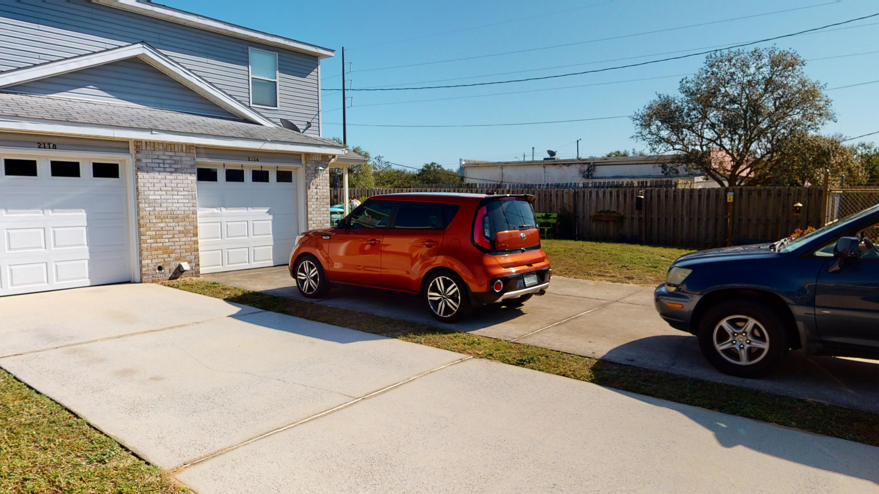 SANTA ROSA OAKS CONDOMINIUM - Residential