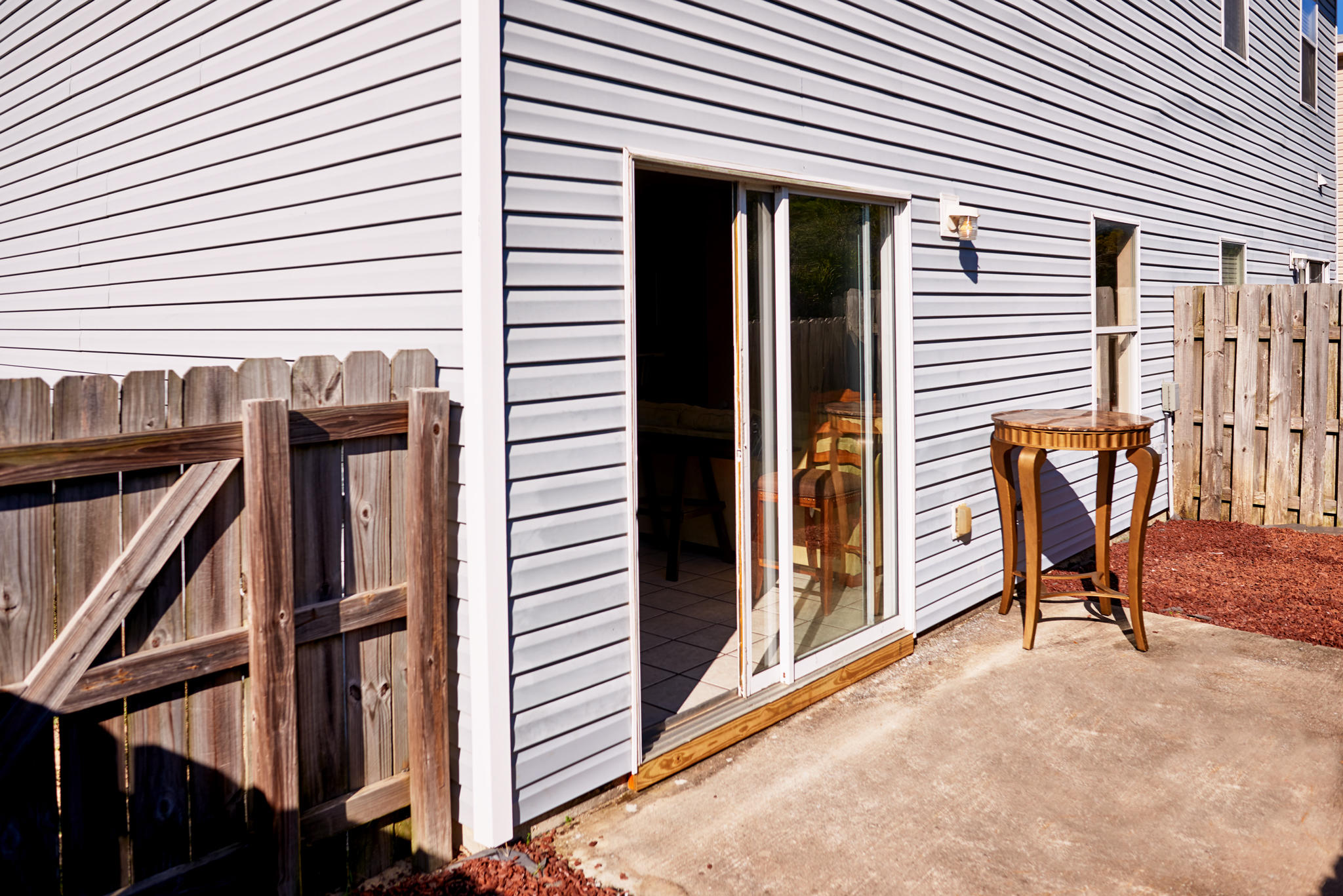 SANTA ROSA OAKS CONDOMINIUM - Residential