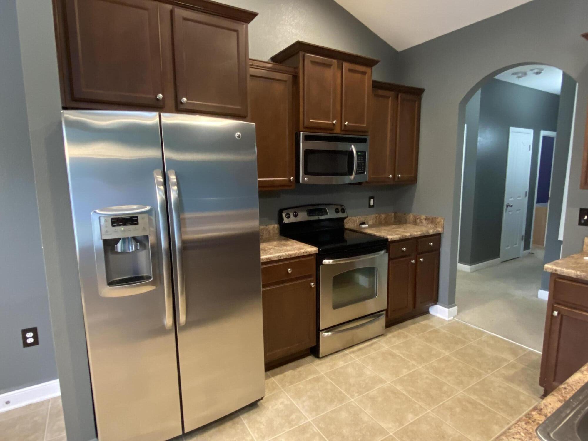 TREASURE ISLE ESTATES - Residential Lease