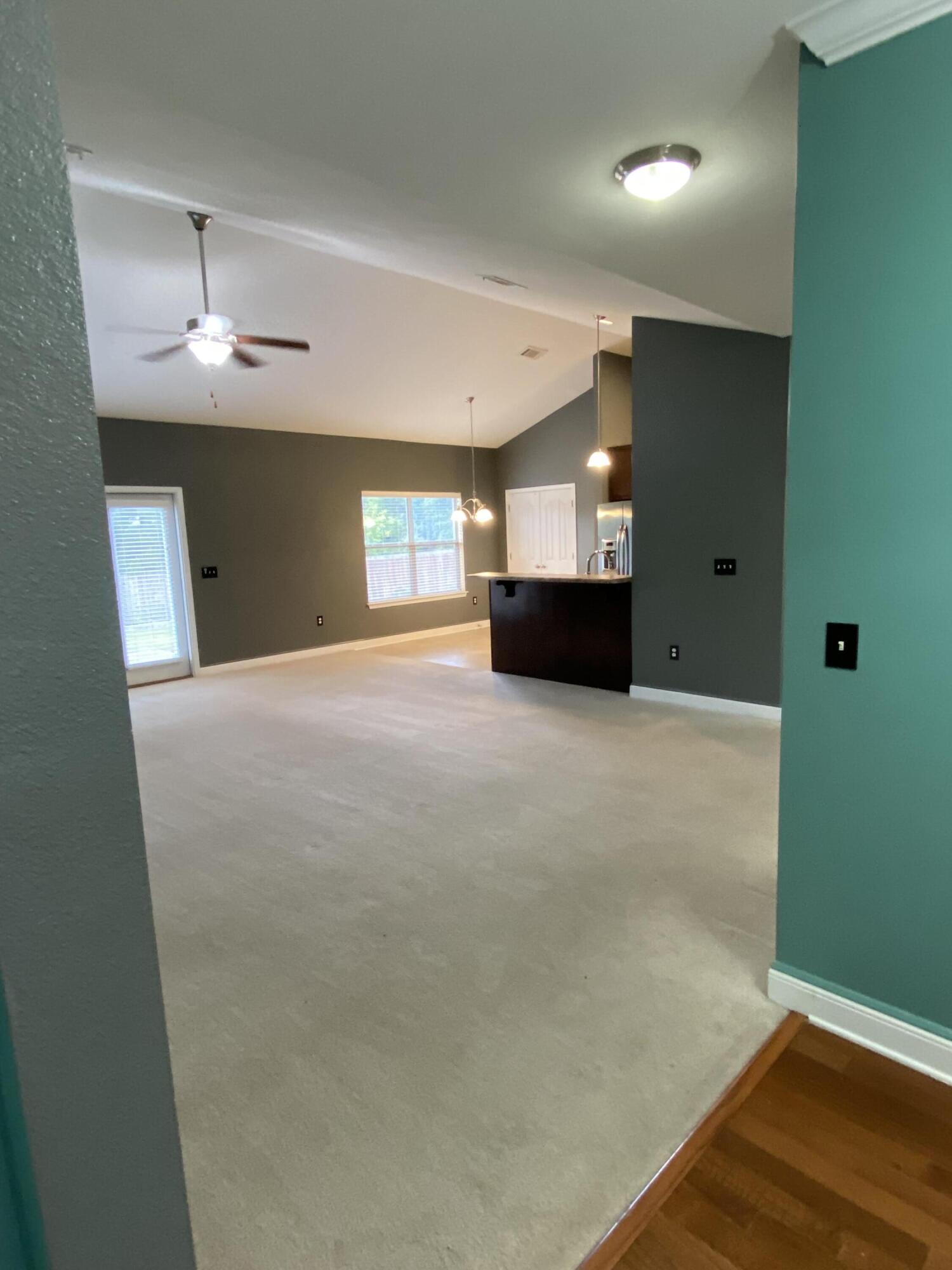 TREASURE ISLE ESTATES - Residential Lease