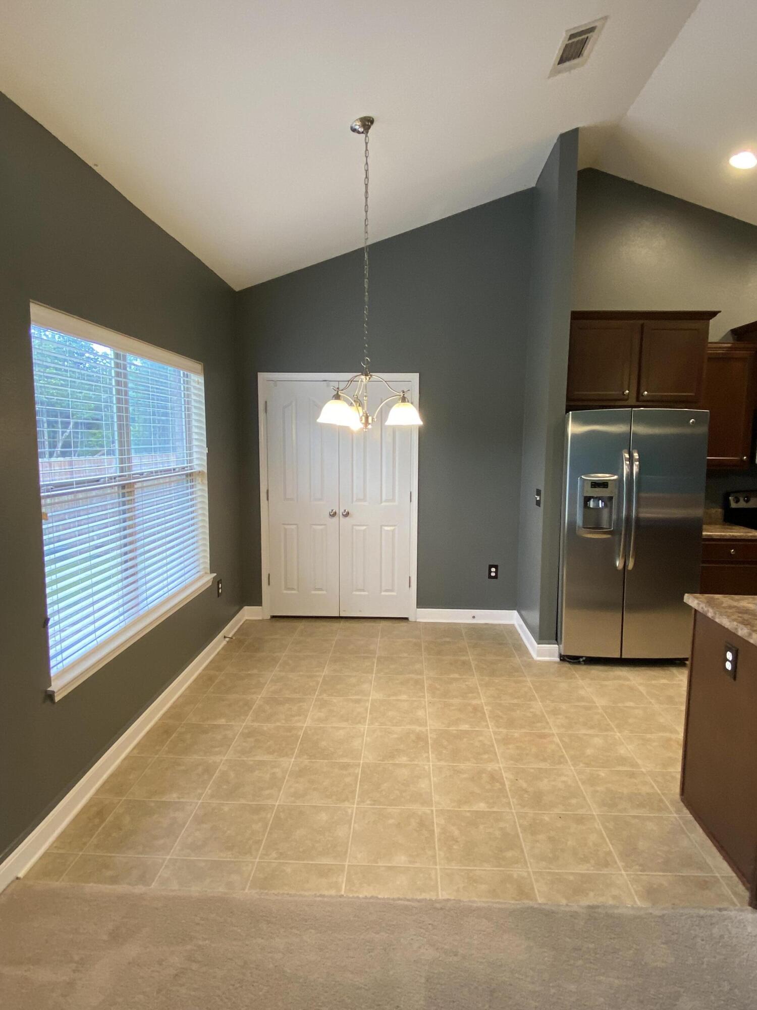 TREASURE ISLE ESTATES - Residential Lease