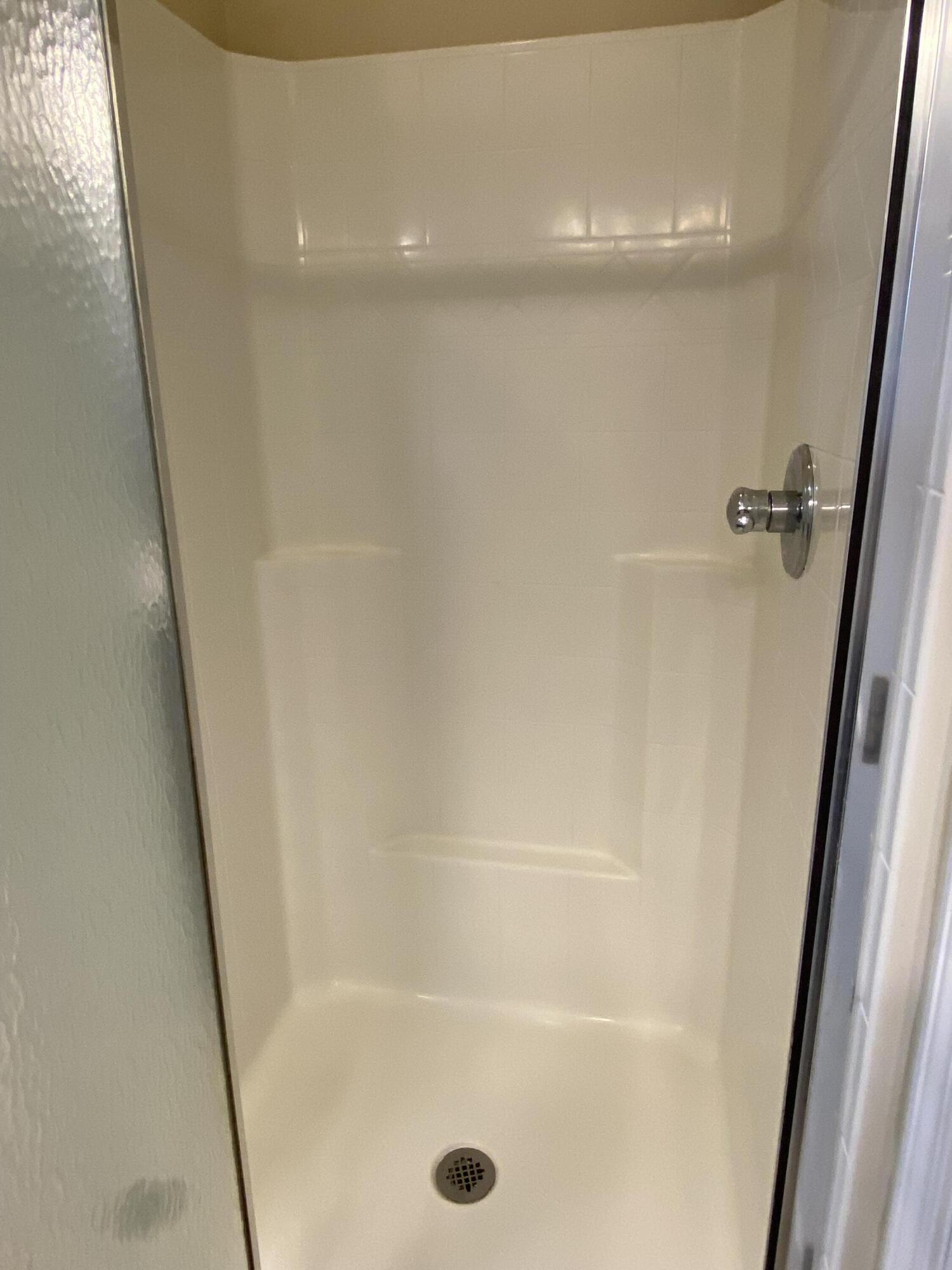 TREASURE ISLE ESTATES - Residential Lease