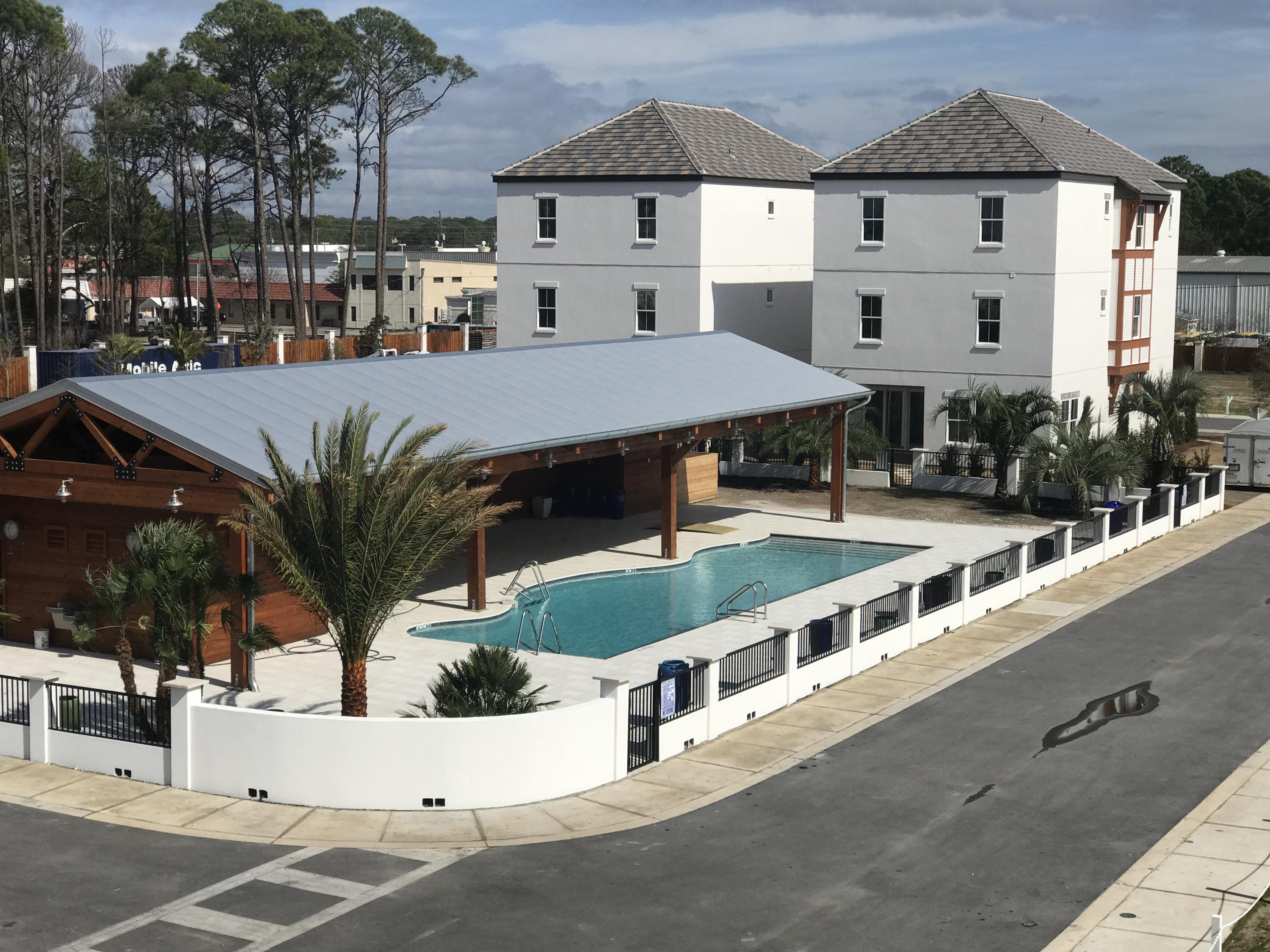 The Retreat at Miramar - Residential