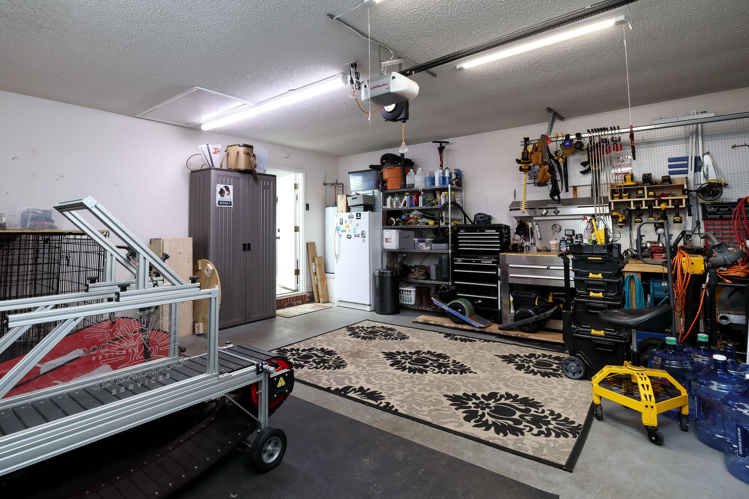 CASTELAR - Residential