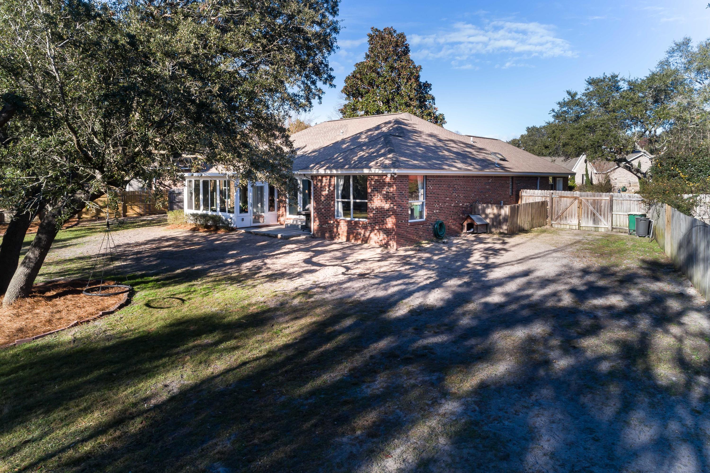 CASTELAR - Residential