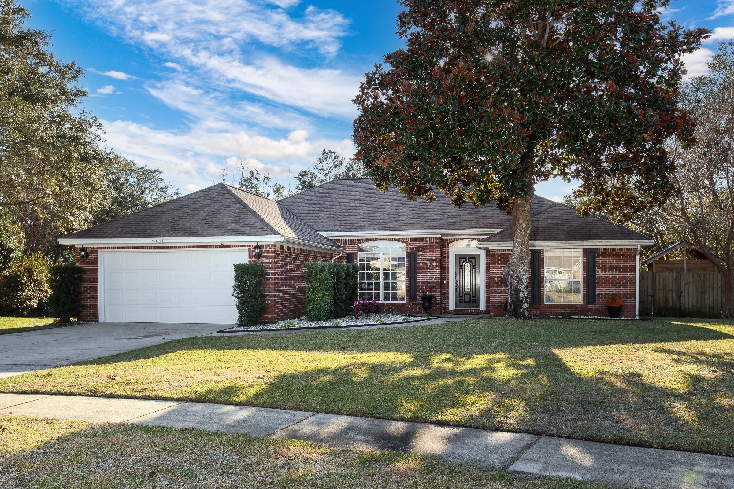 CASTELAR - Residential