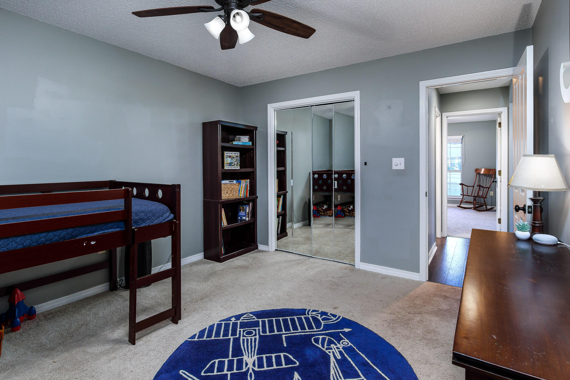 CASTELAR - Residential