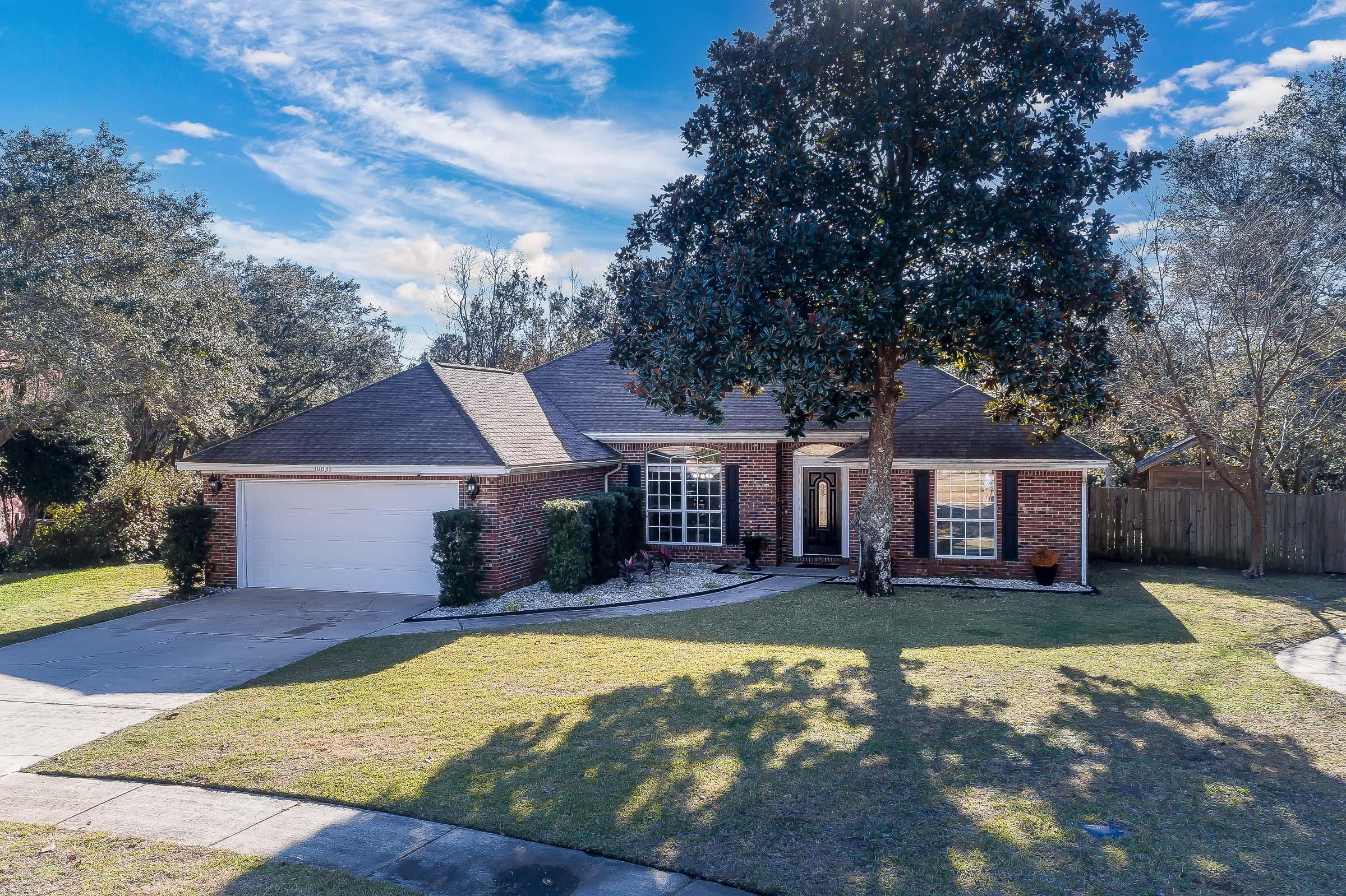 CASTELAR - Residential