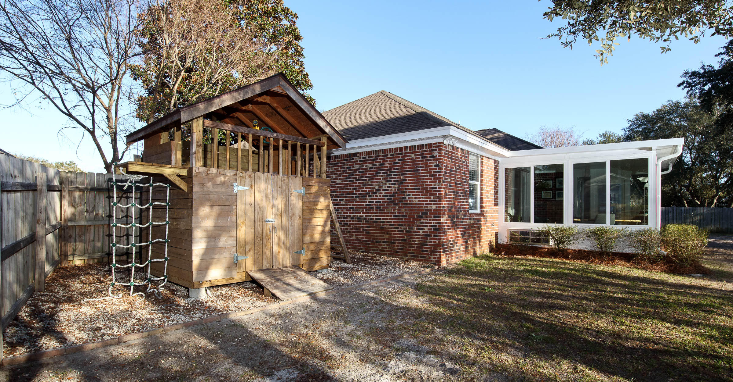 CASTELAR - Residential